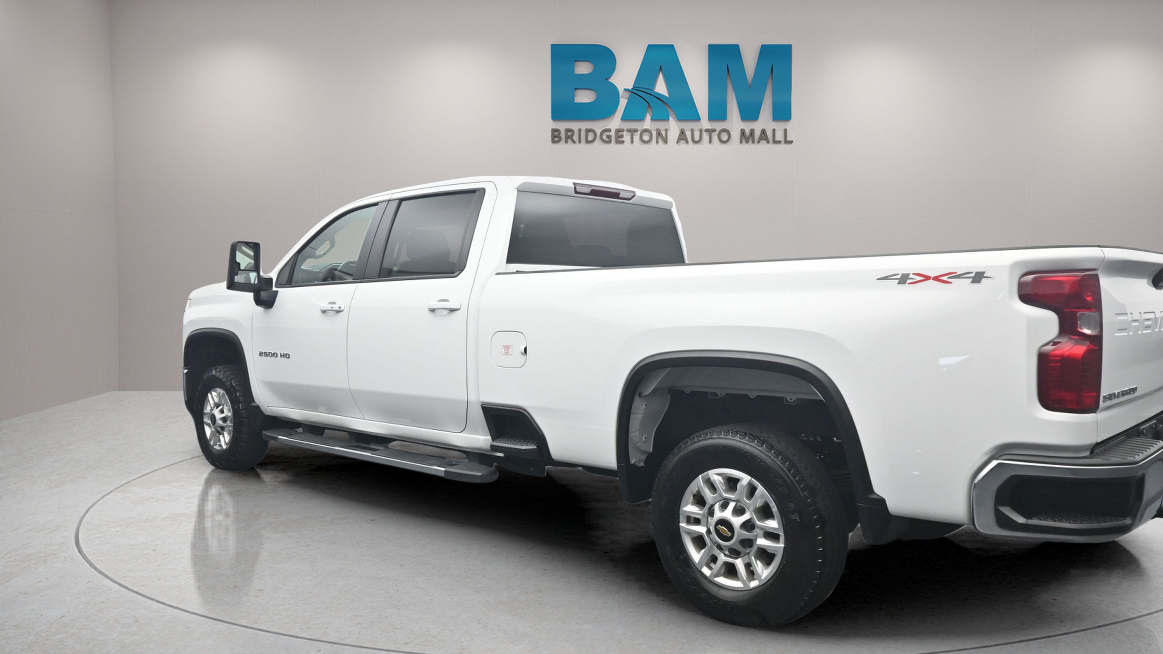 2025 Chevrolet Silverado 2500HD 4WD Crew Cab Long Bed LT