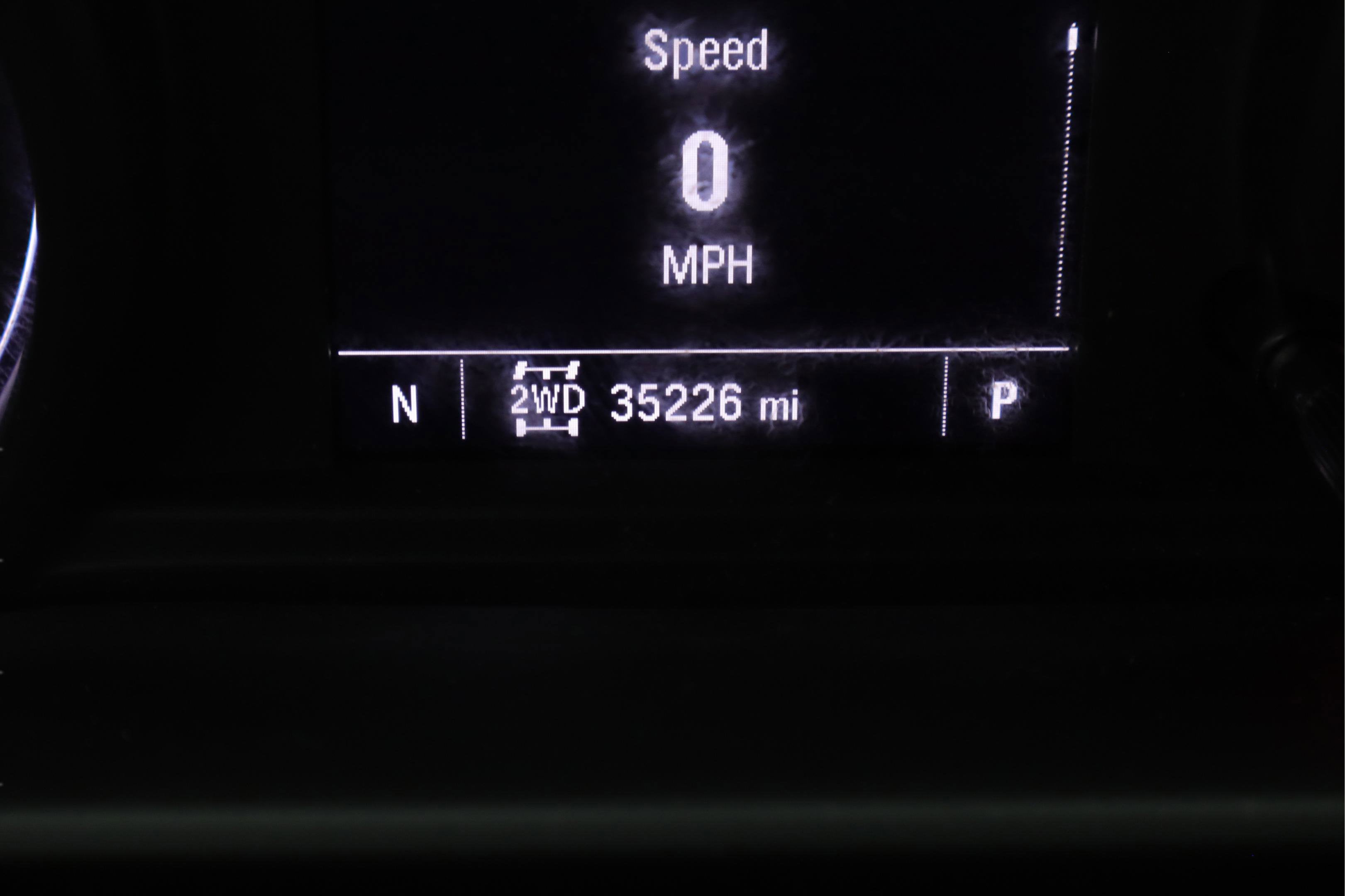 2022 Chevrolet Silverado 1500 4WD Crew Cab Short Bed Custom