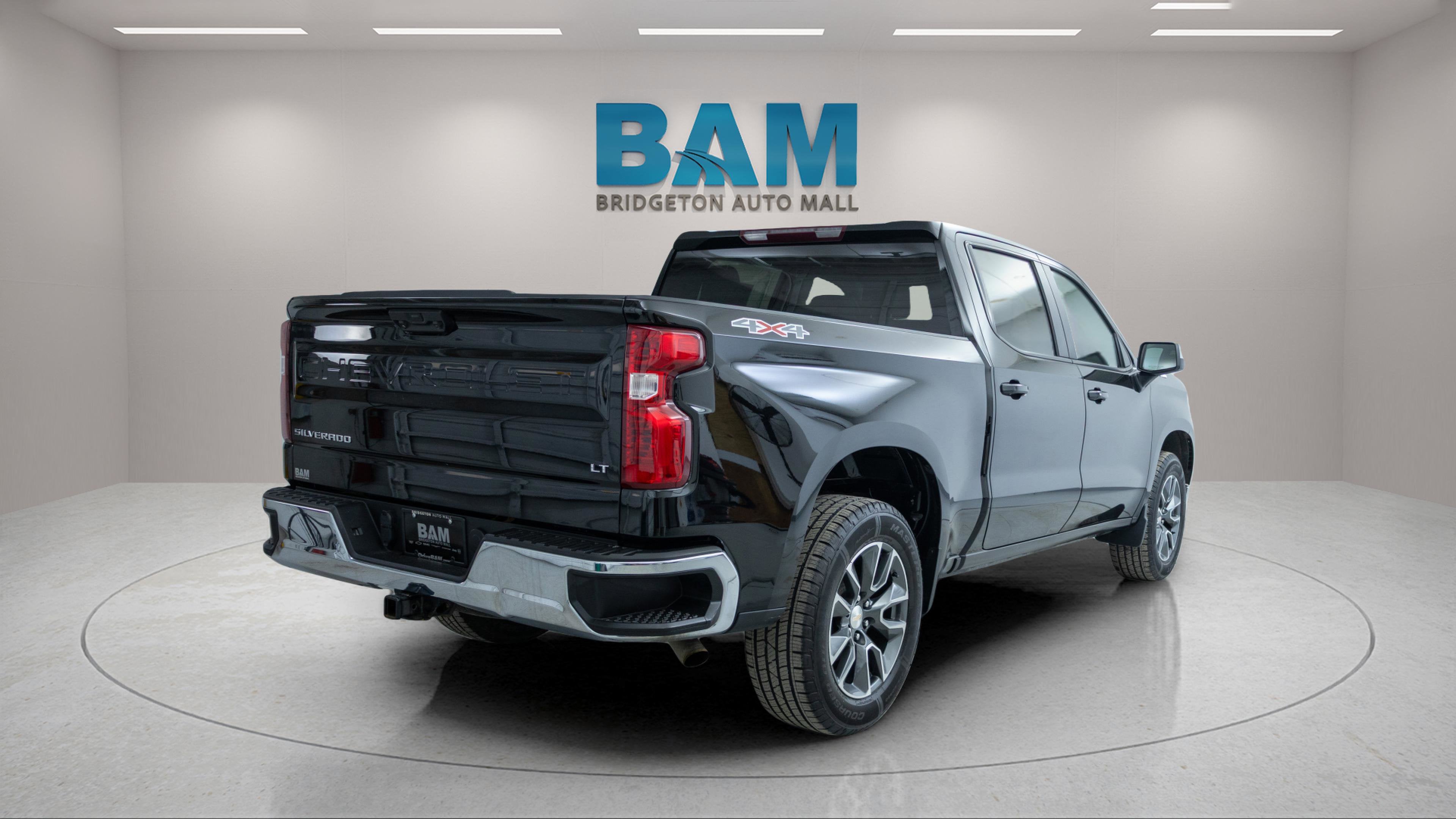 2022 Chevrolet Silverado 1500 4WD Crew Cab Short Bed LT with 2FL