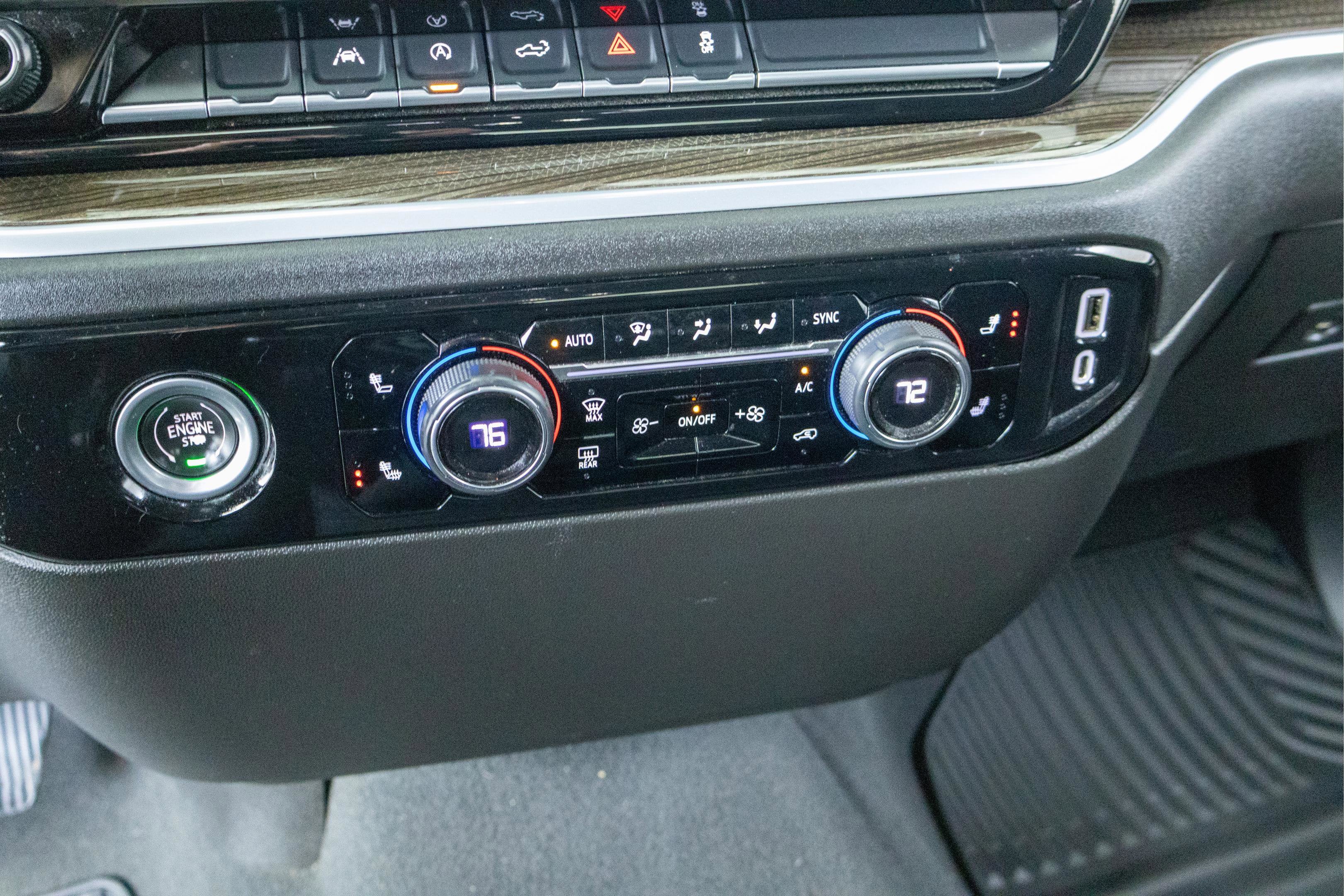 2022 Chevrolet Silverado 1500 4WD Crew Cab Short Bed LT with 2FL