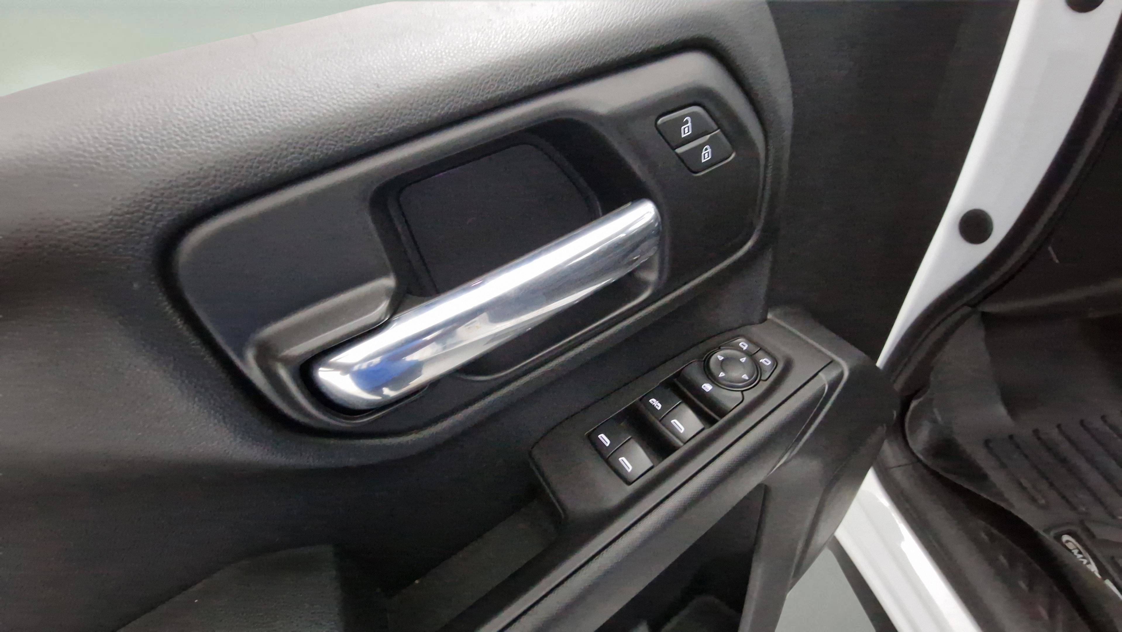 2021 Chevrolet Silverado 1500 4WD Crew Cab Short Bed Custom Trail Boss