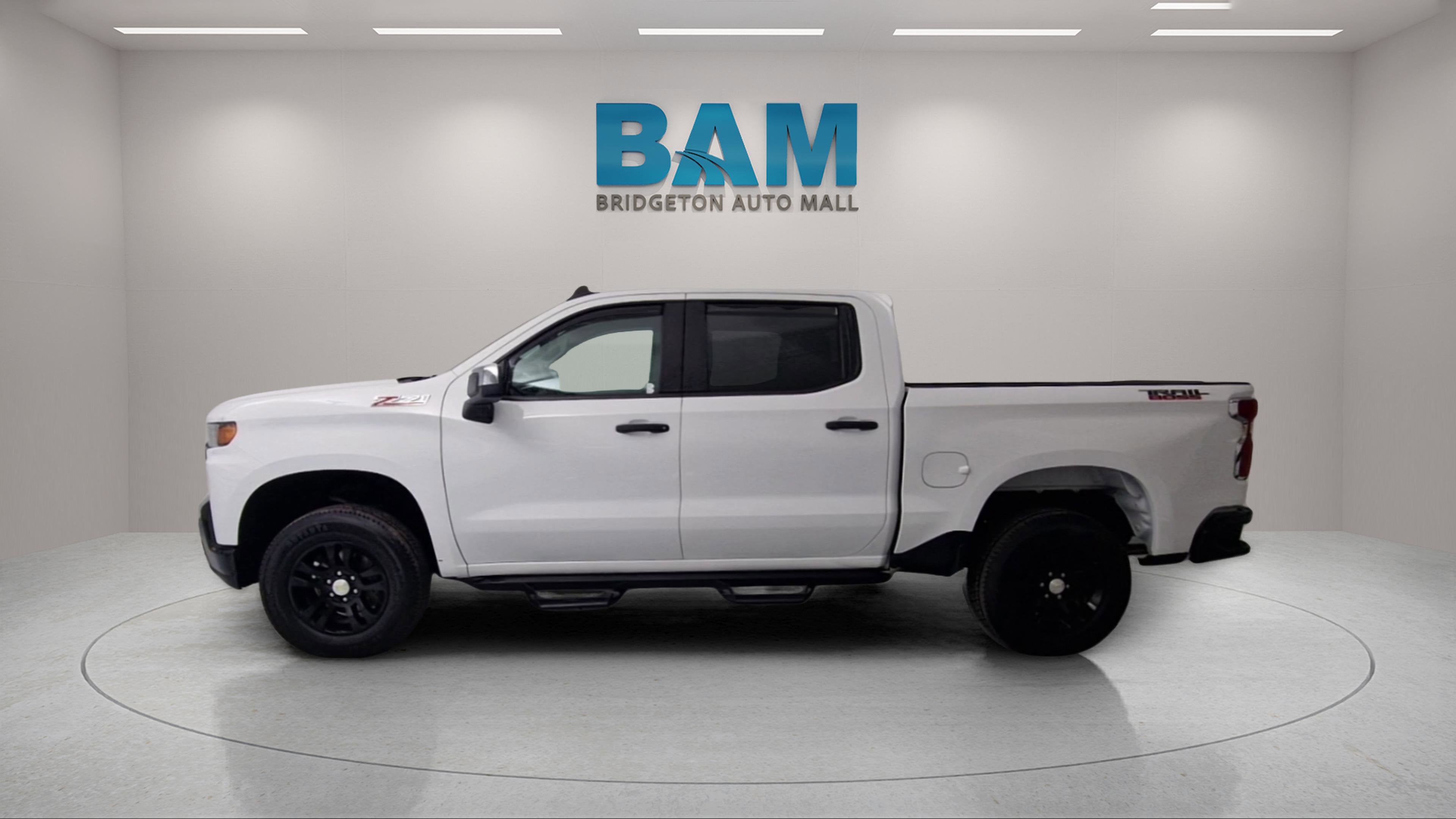 2021 Chevrolet Silverado 1500 4WD Crew Cab Short Bed Custom Trail Boss
