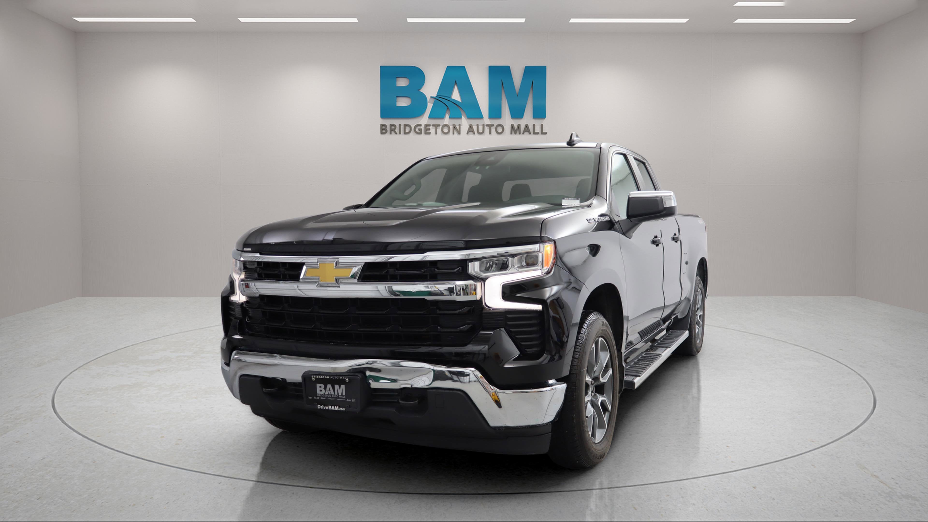 2023 Chevrolet Silverado 1500 4WD Double Cab Standard Bed LT with 2FT