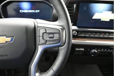 2026 Chevrolet Silverado 1500 4WD Crew Cab Standard Bed LT