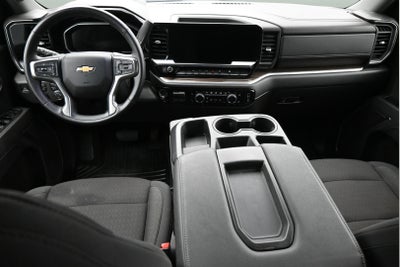 2026 Chevrolet Silverado 1500 4WD Crew Cab Standard Bed LT