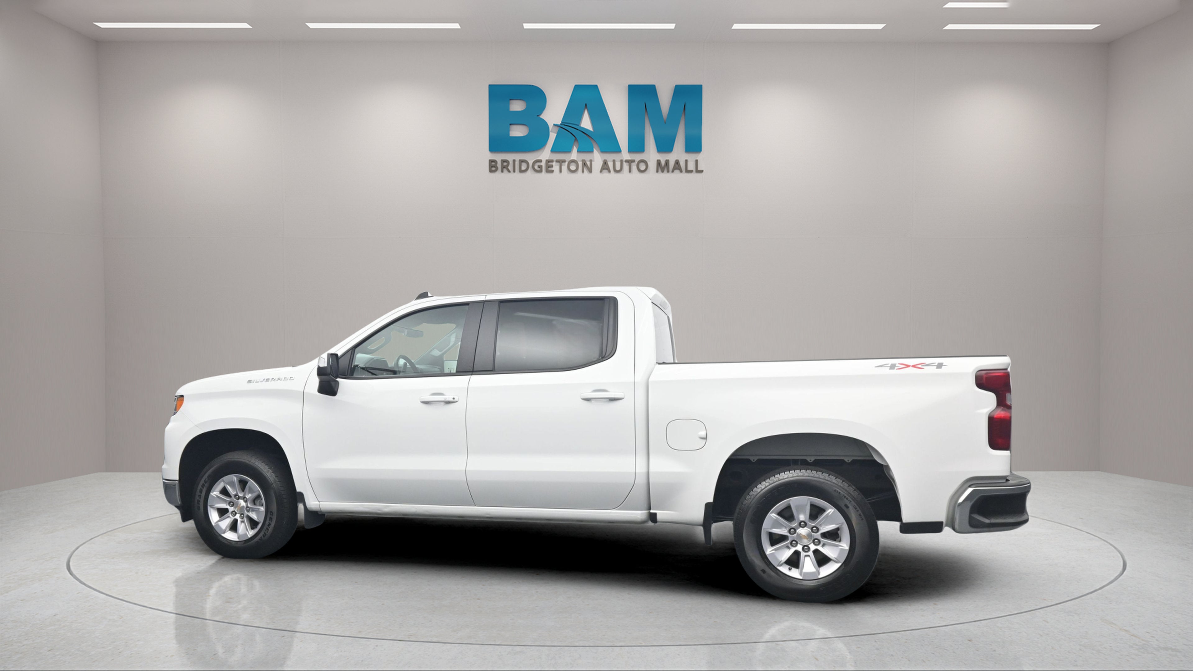 2026 Chevrolet Silverado 1500 4WD Crew Cab Standard Bed LT