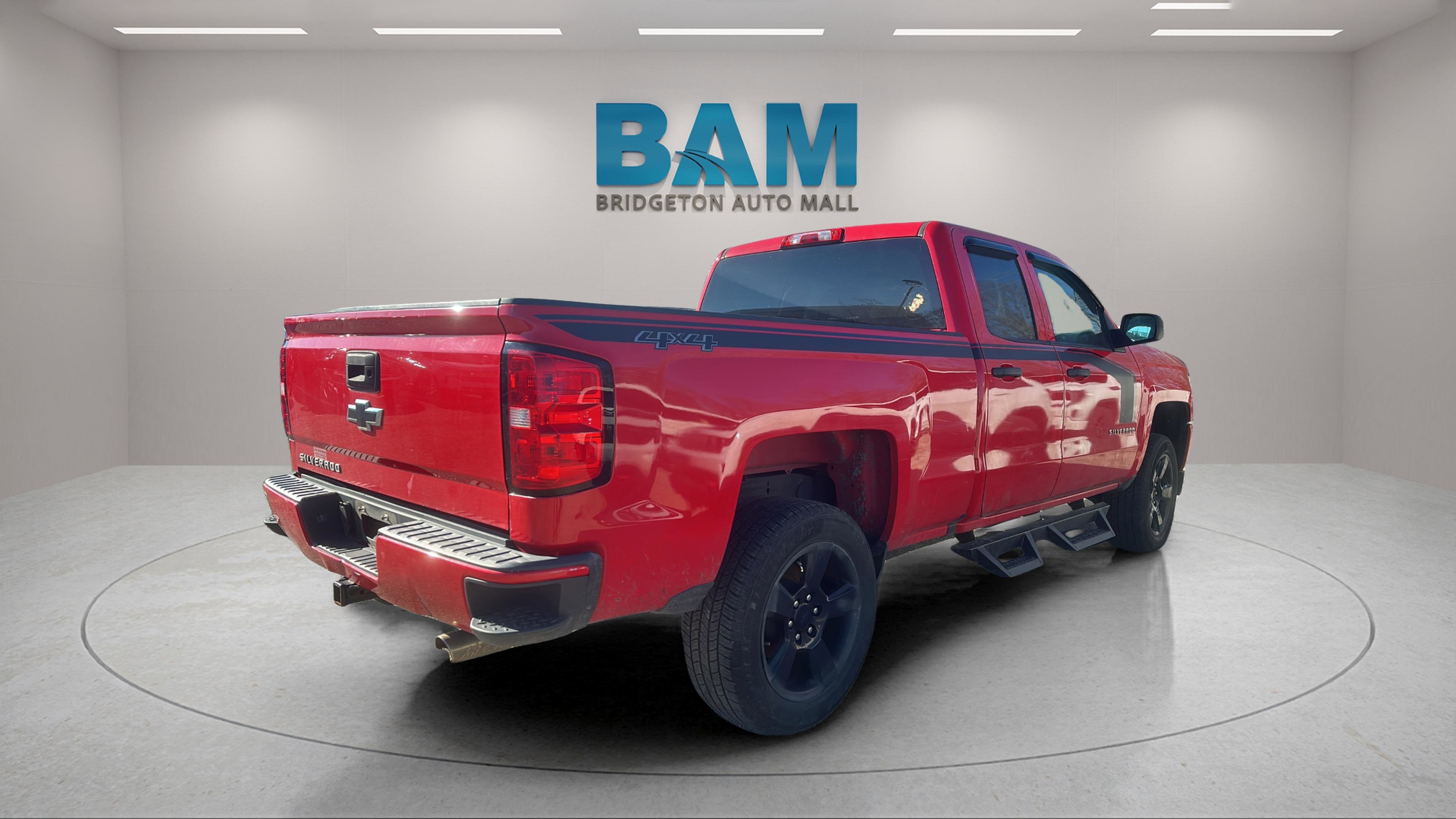 2018 Chevrolet Silverado 1500 Custom