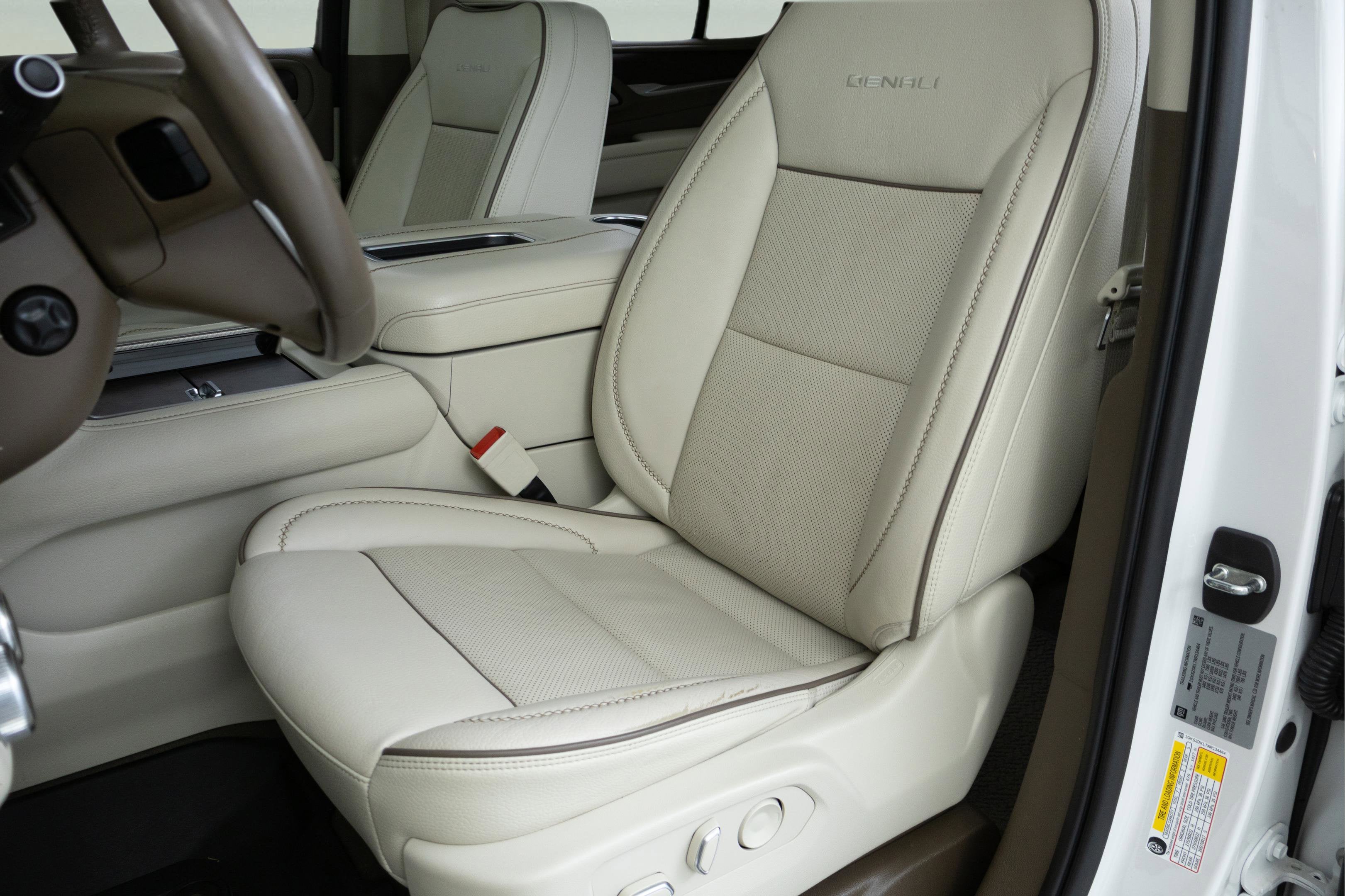 2022 GMC Yukon 4WD Denali