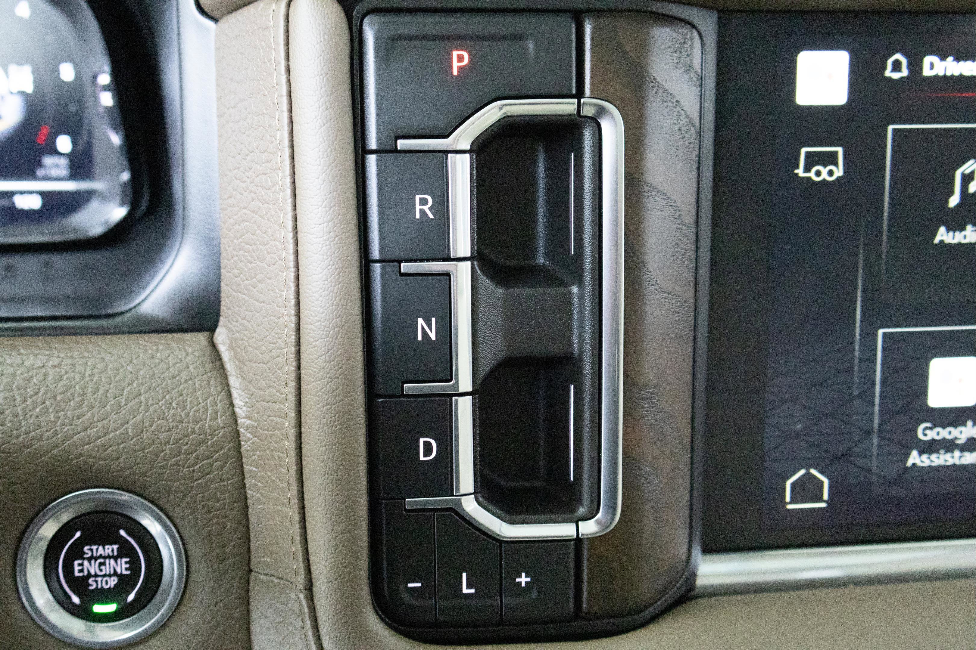 2022 GMC Yukon 4WD Denali