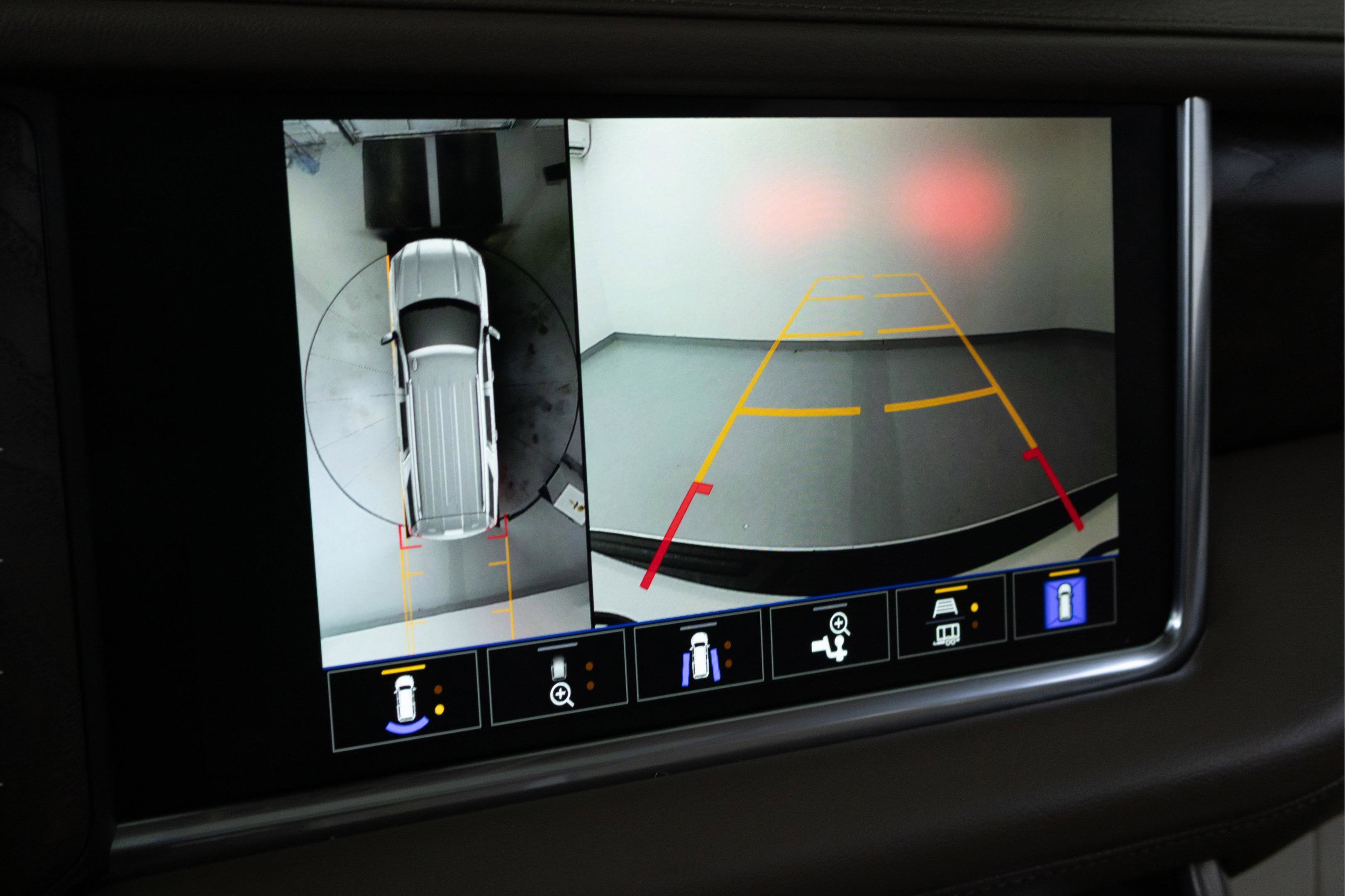 2022 GMC Yukon 4WD Denali