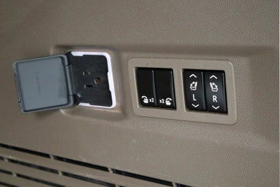 2022 GMC Yukon 4WD Denali