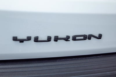 2022 GMC Yukon 4WD Denali