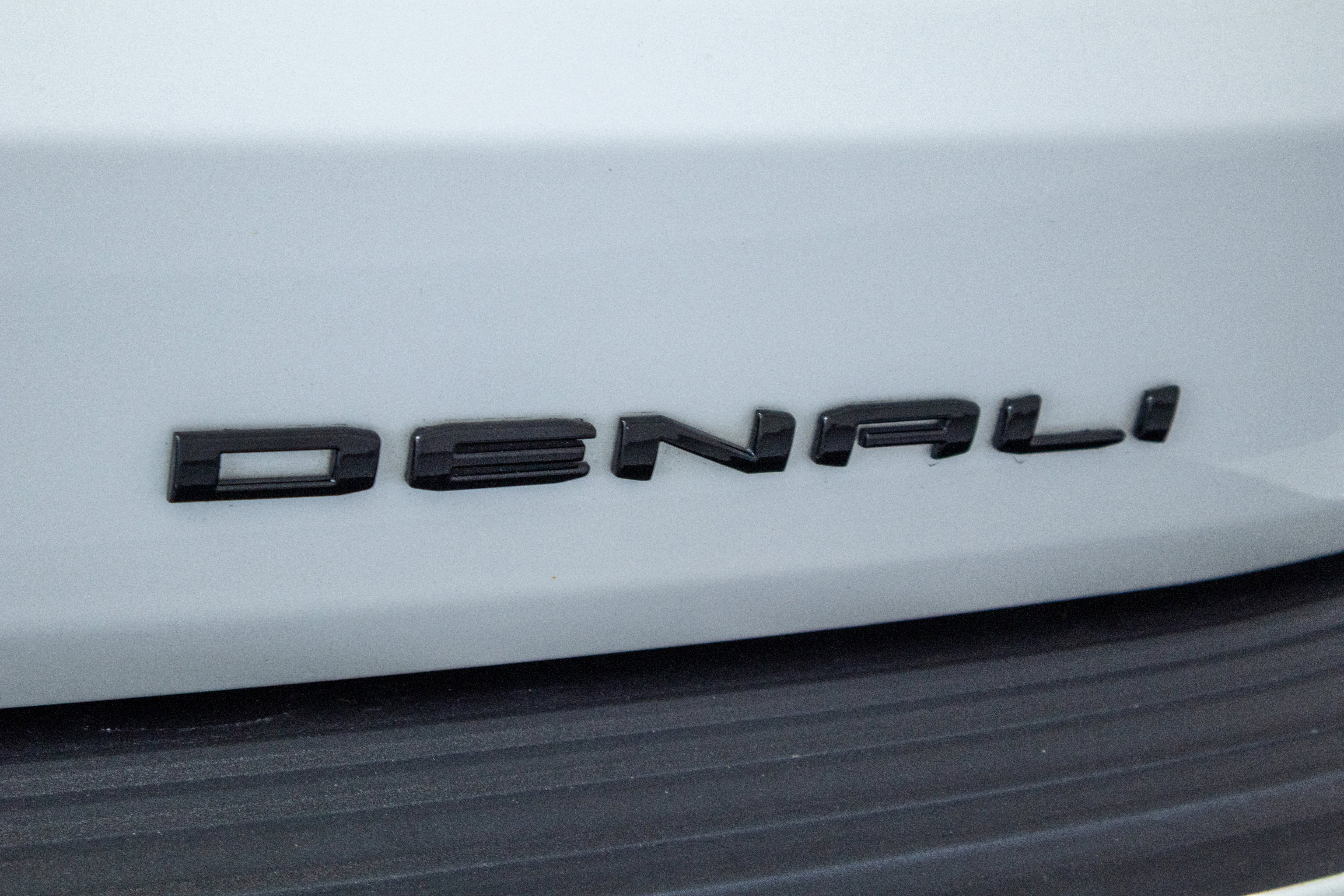 2022 GMC Yukon 4WD Denali