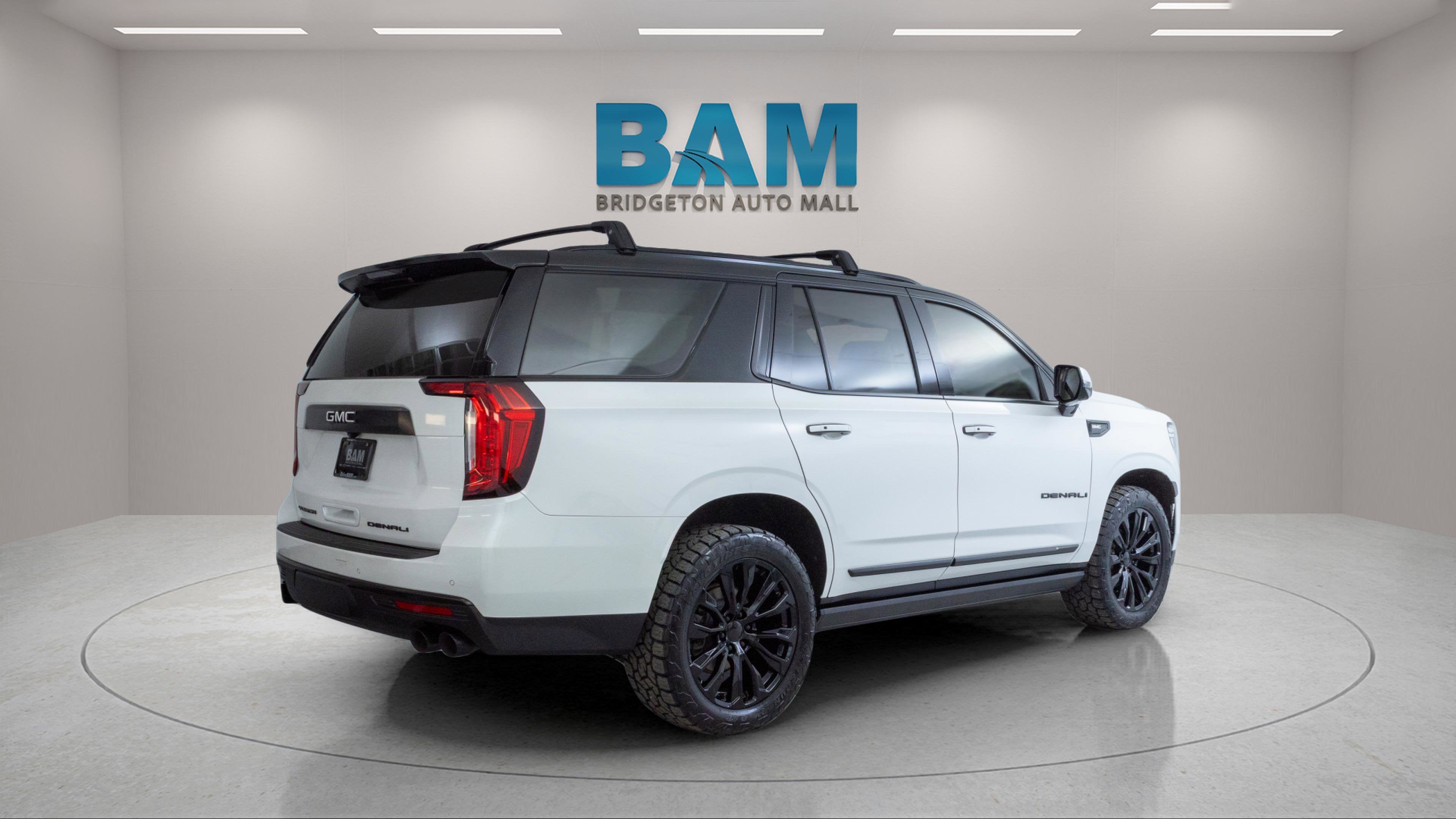 2022 GMC Yukon 4WD Denali
