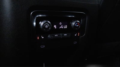 2025 GMC Yukon 4WD Denali