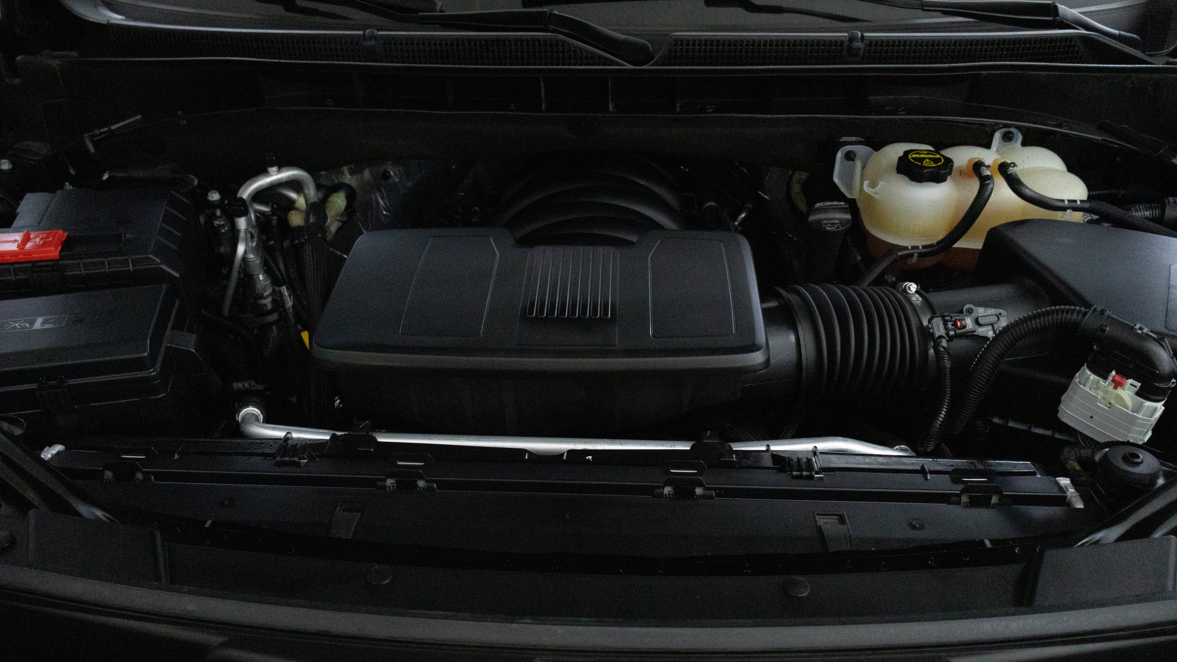 2025 GMC Yukon 4WD Denali