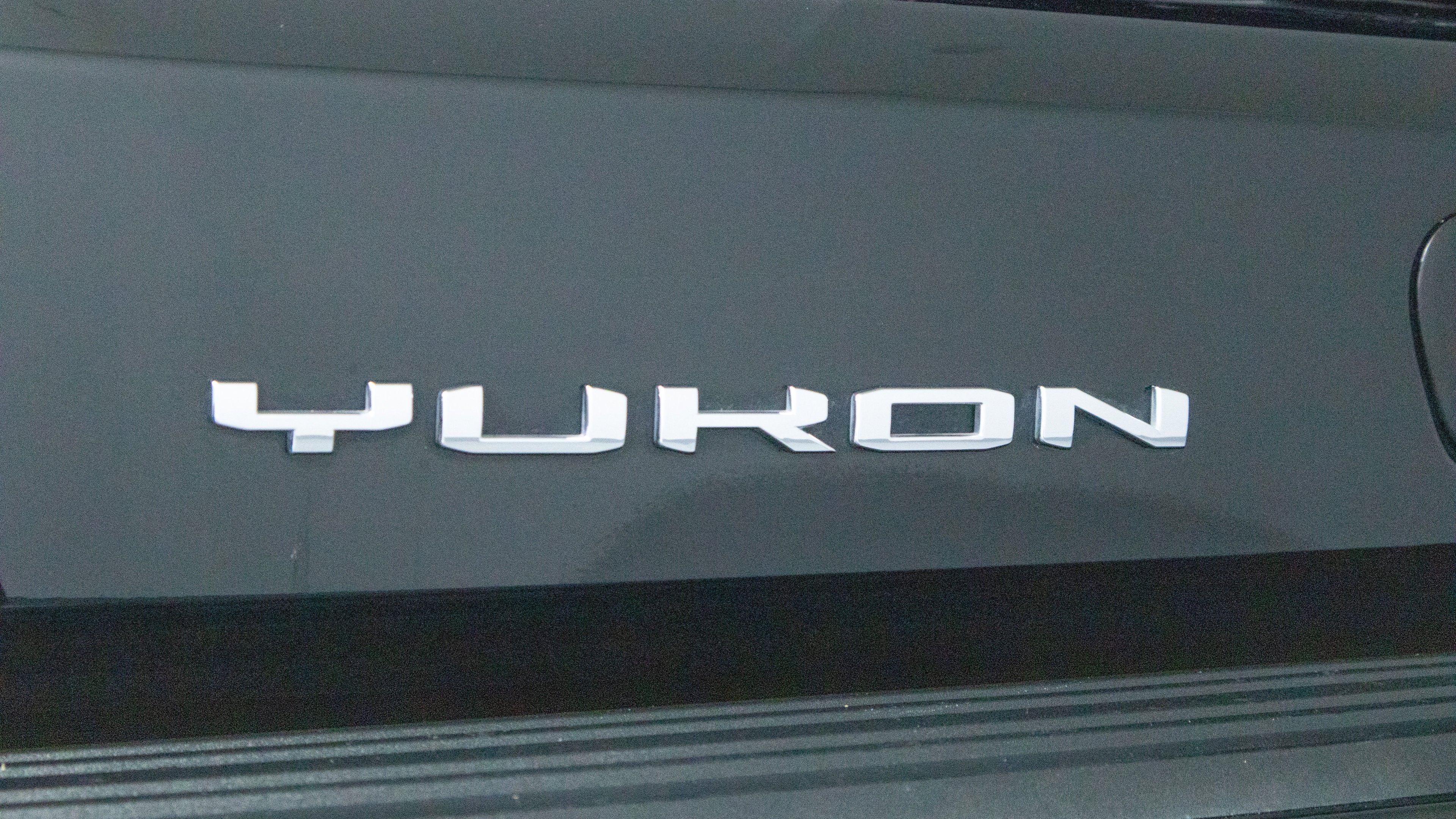 2025 GMC Yukon 4WD Denali