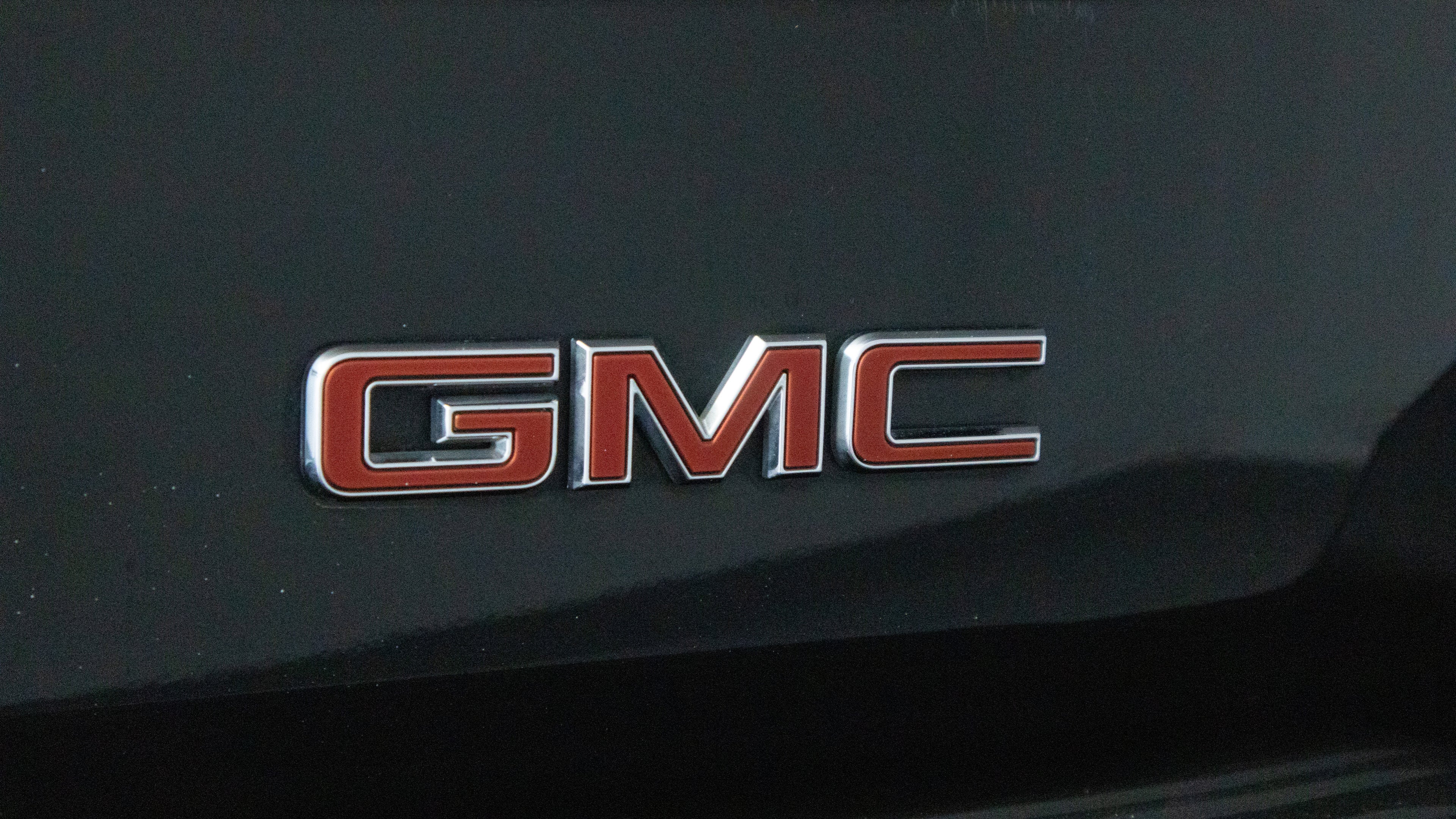 2025 GMC Yukon 4WD Denali