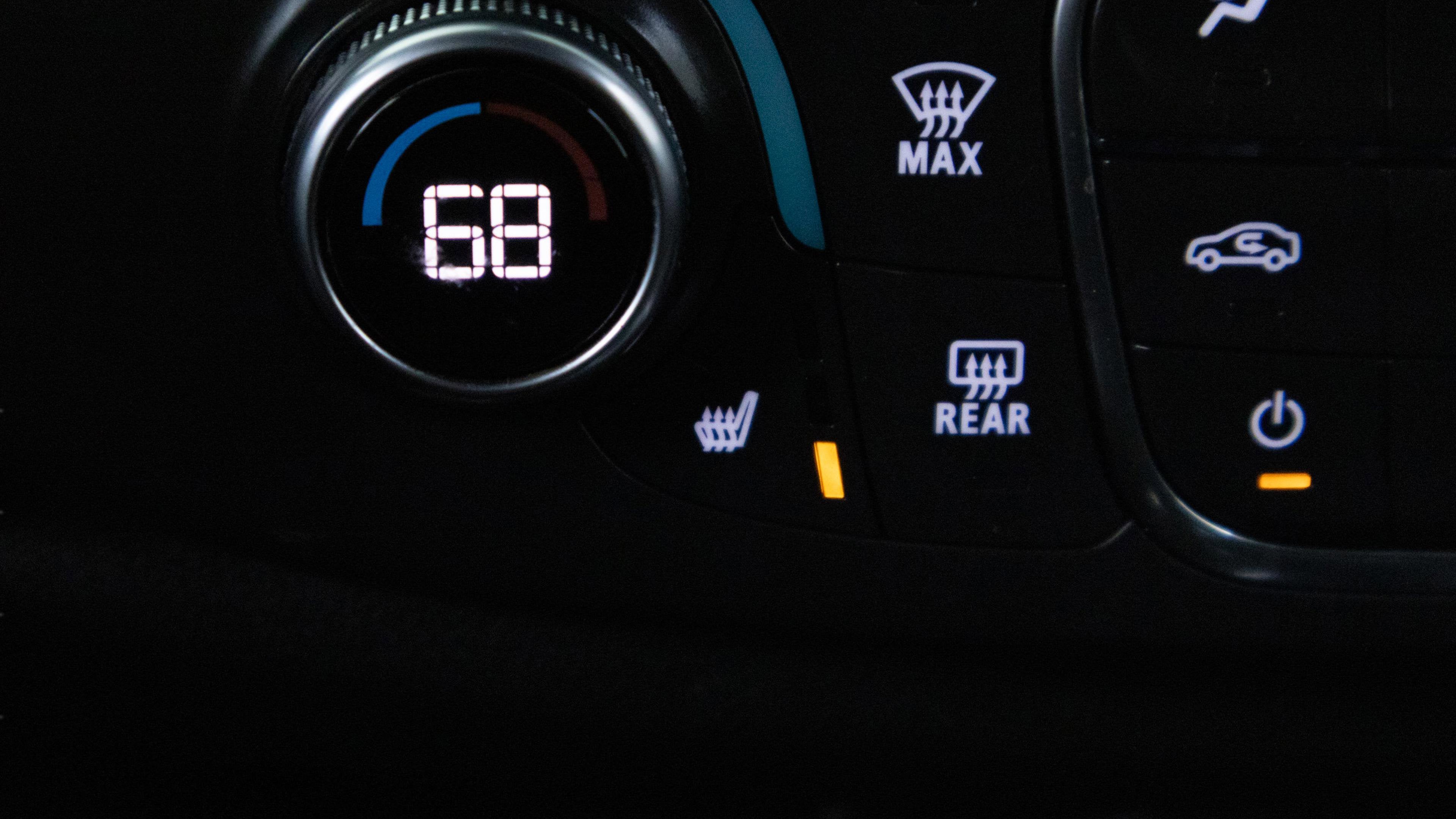 2023 Chevrolet Traverse AWD LT Cloth