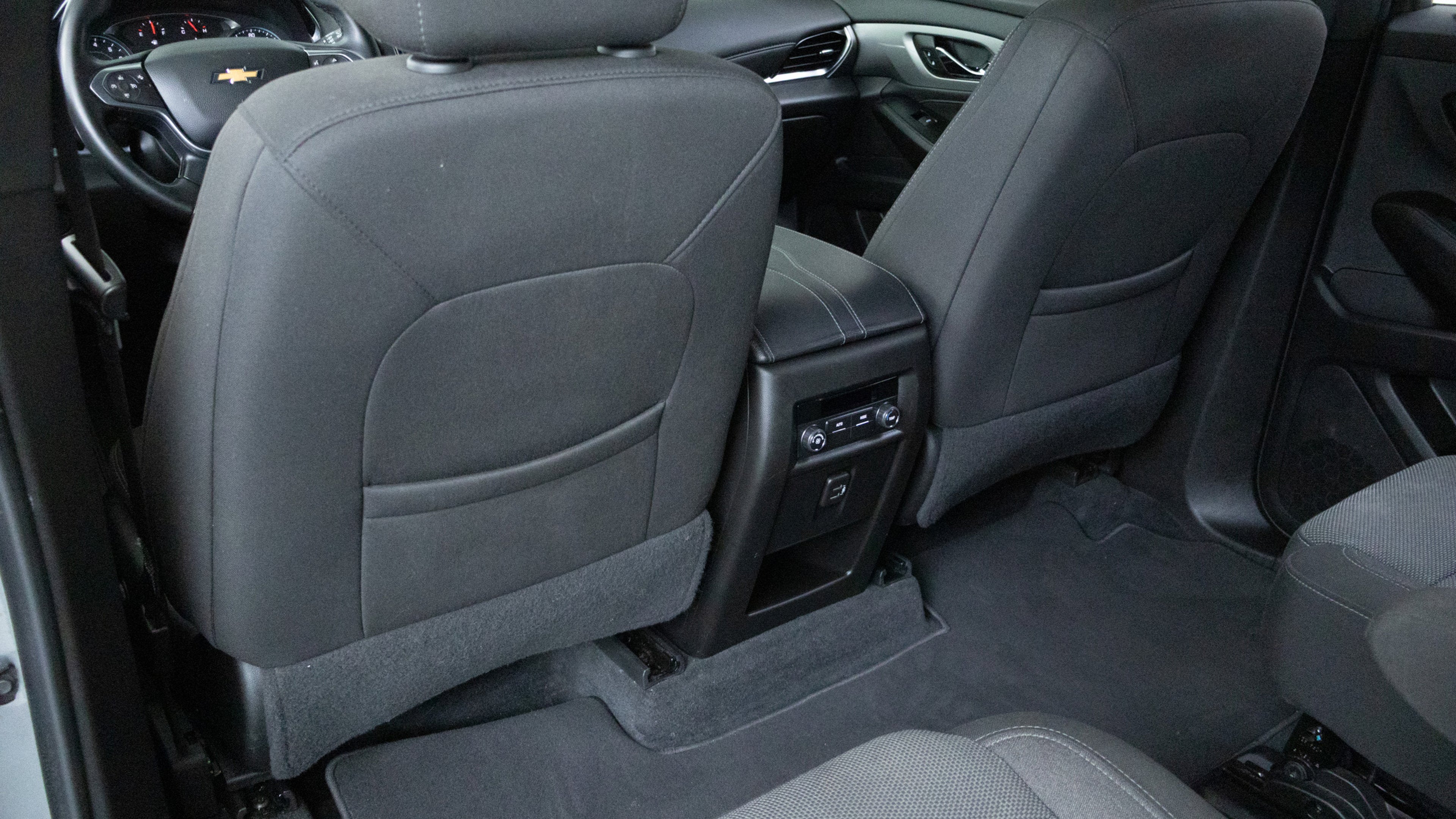 2023 Chevrolet Traverse AWD LT Cloth