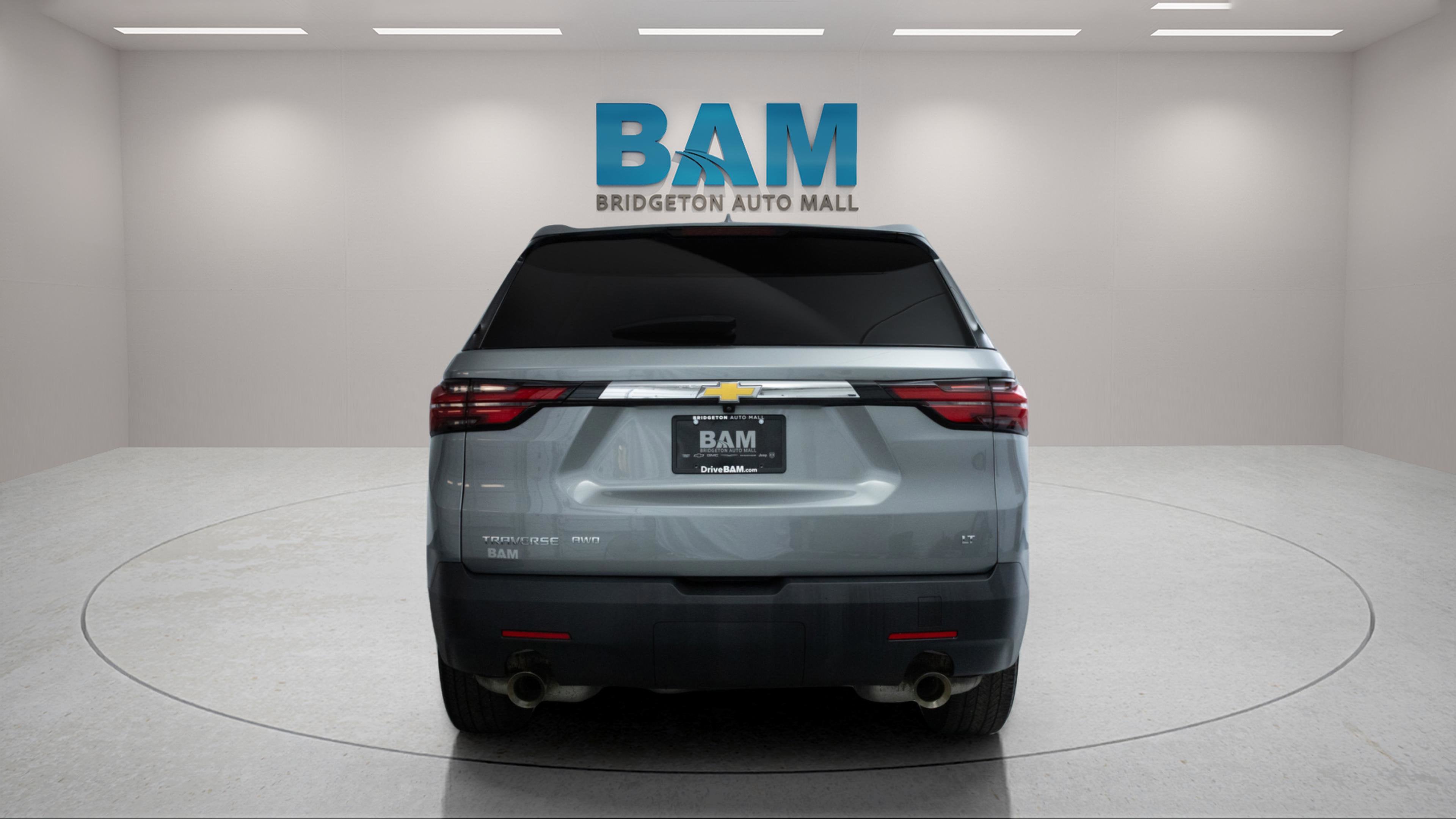 2023 Chevrolet Traverse AWD LT Cloth