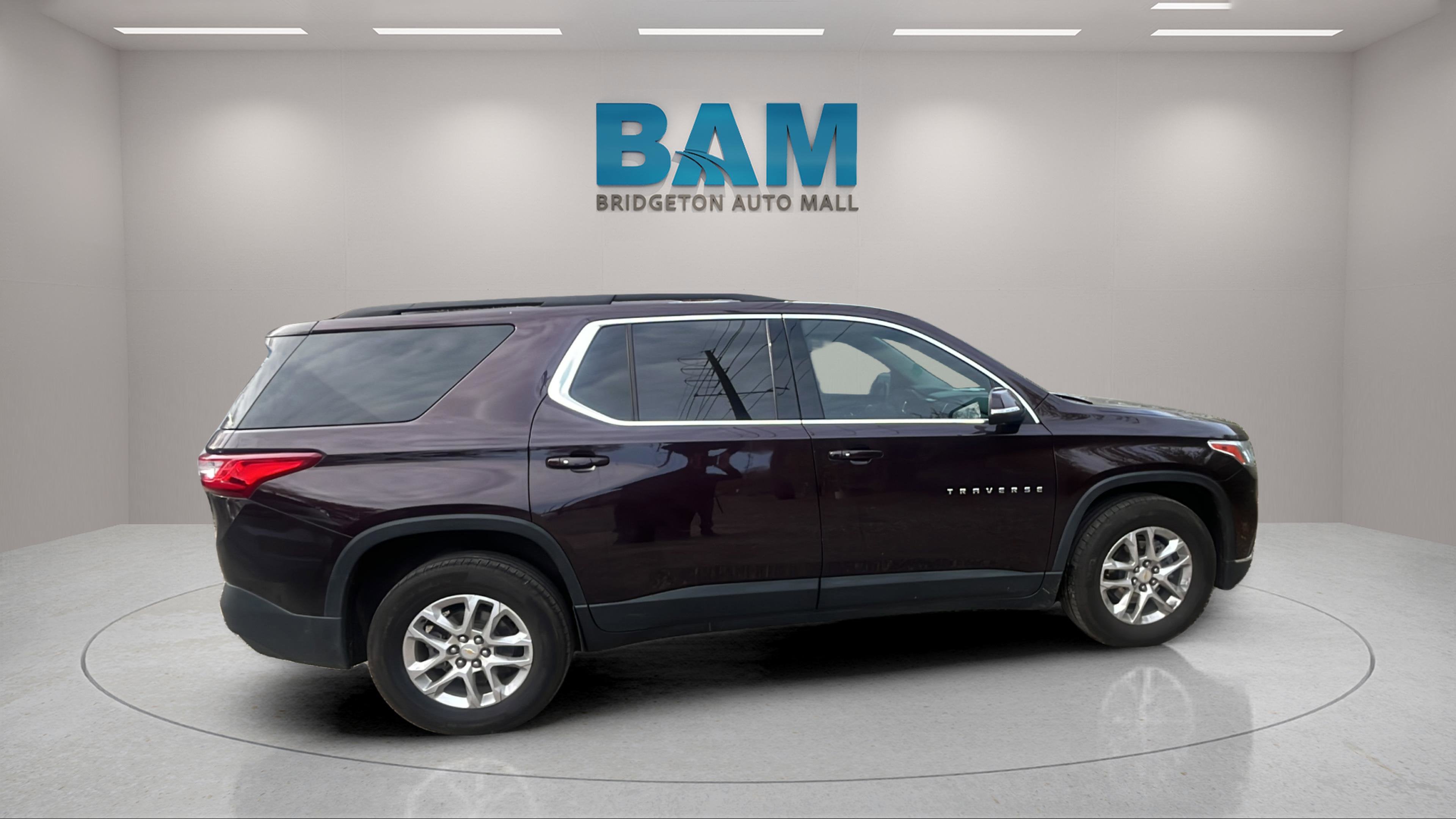 2021 Chevrolet Traverse AWD LT Leather