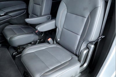 2023 Chevrolet Traverse AWD LT Leather