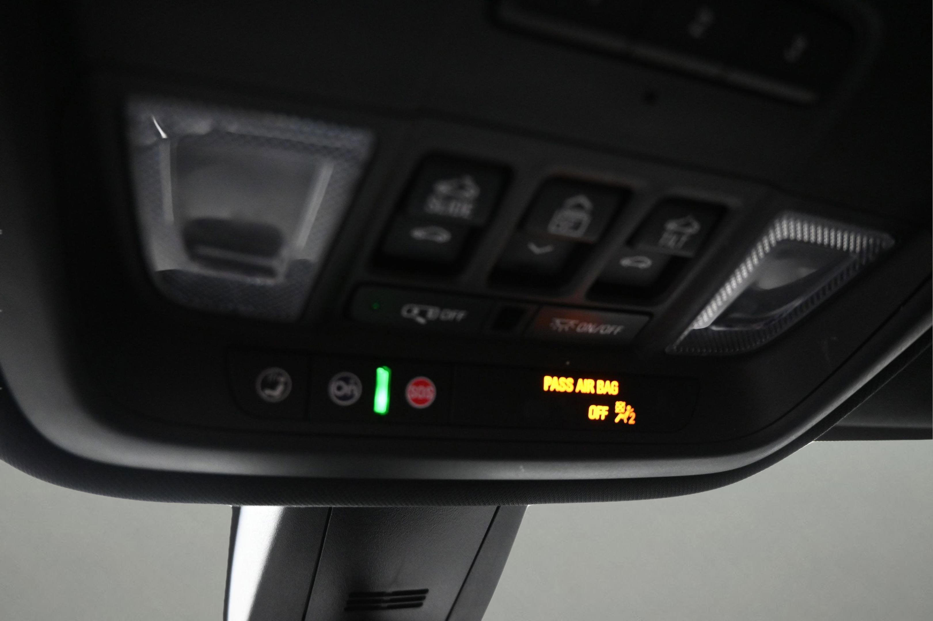 2023 Chevrolet Traverse AWD RS