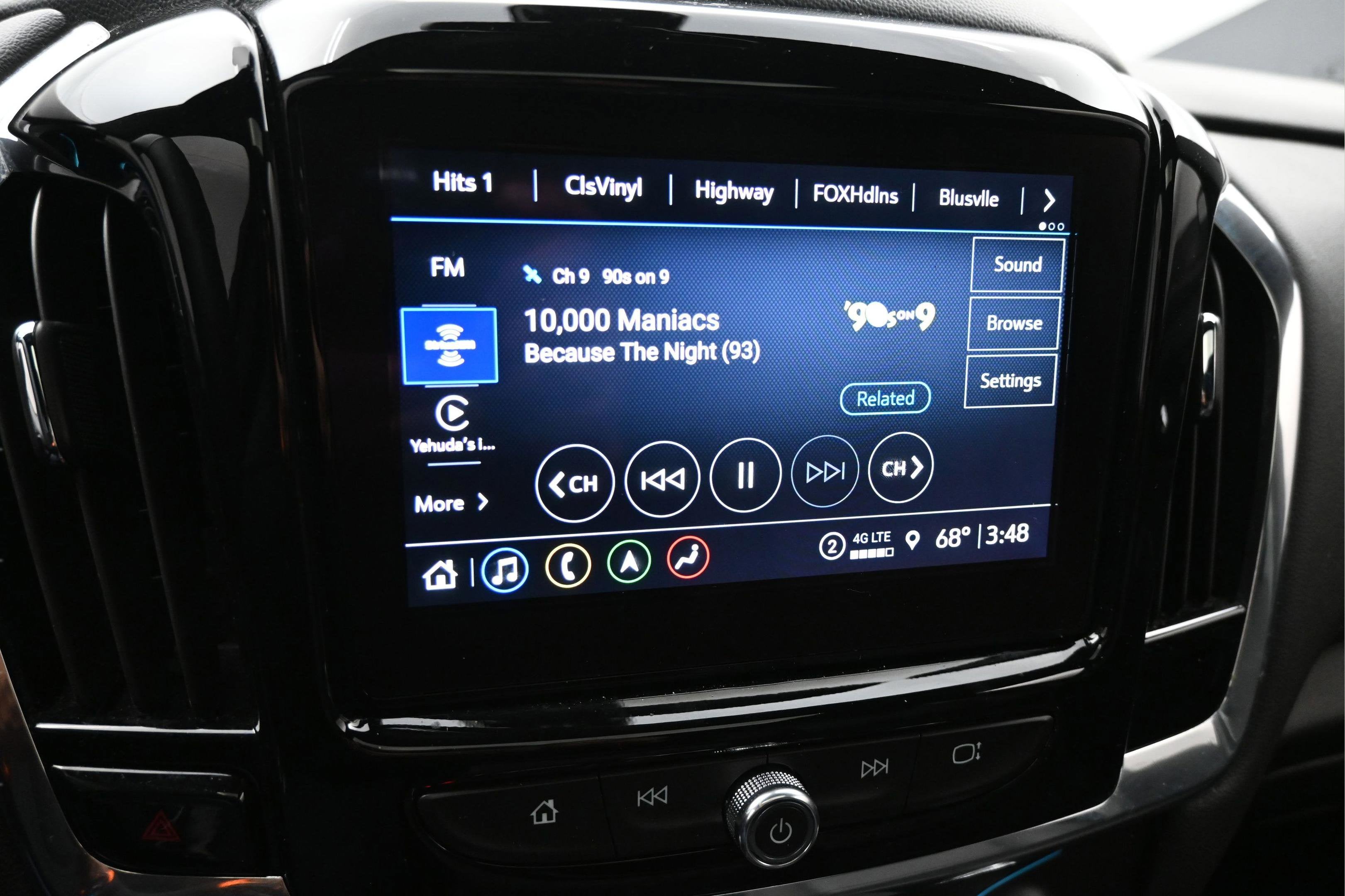 2023 Chevrolet Traverse AWD RS