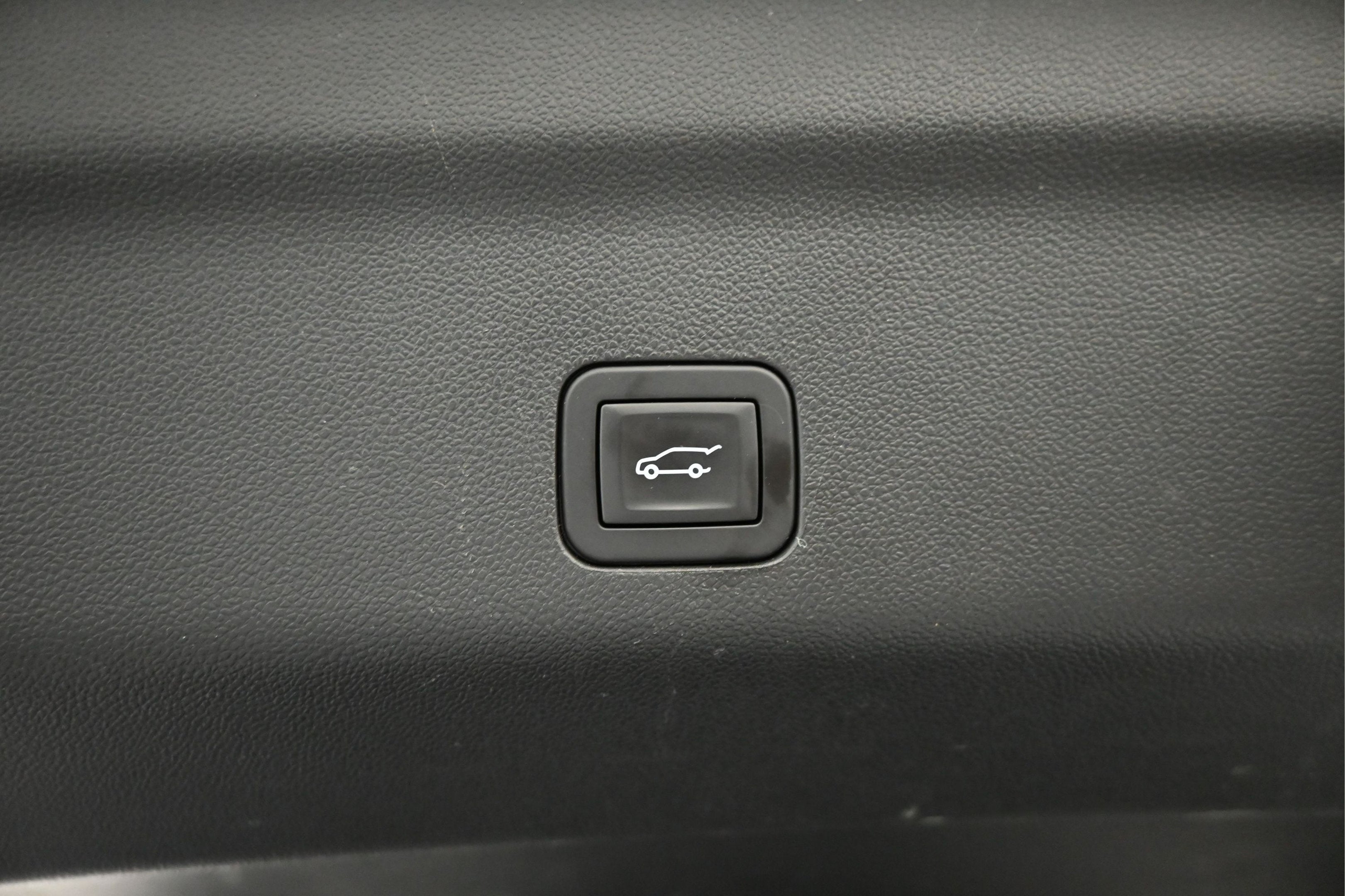 2025 Chevrolet Tahoe 4WD LT