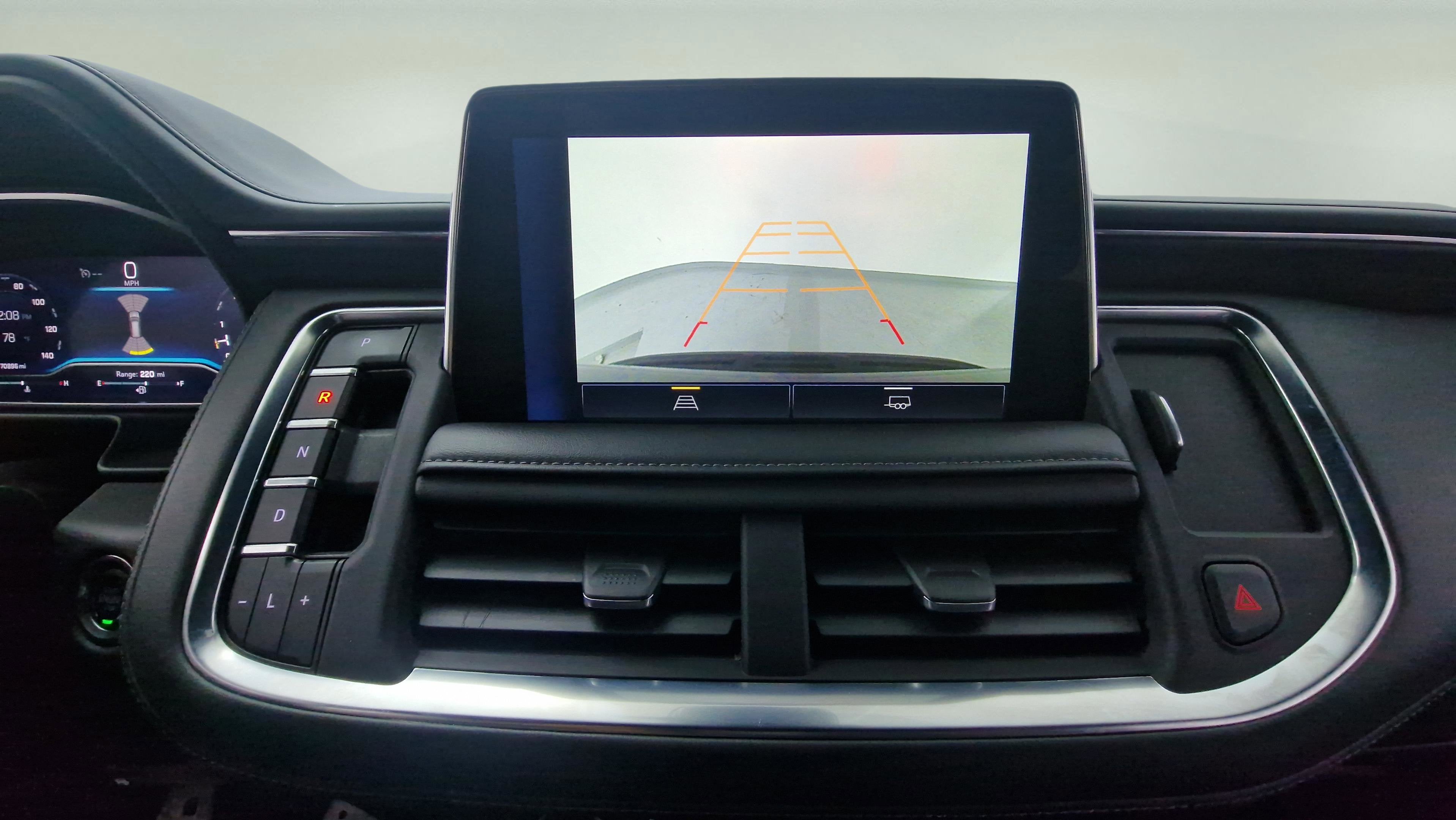 2023 Chevrolet Suburban 4WD LT