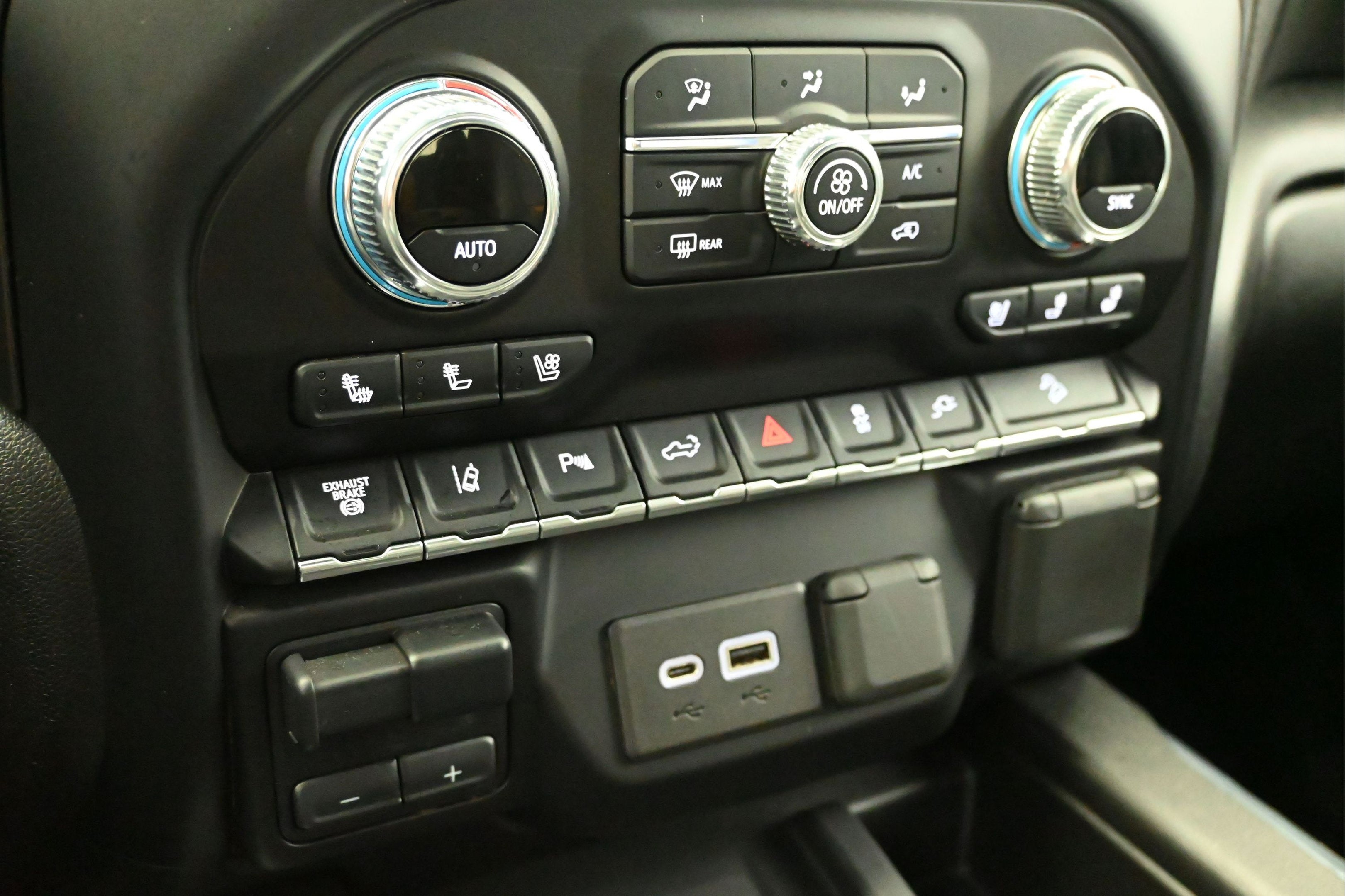 2020 GMC Sierra 2500HD 4WD Crew Cab Standard Bed AT4