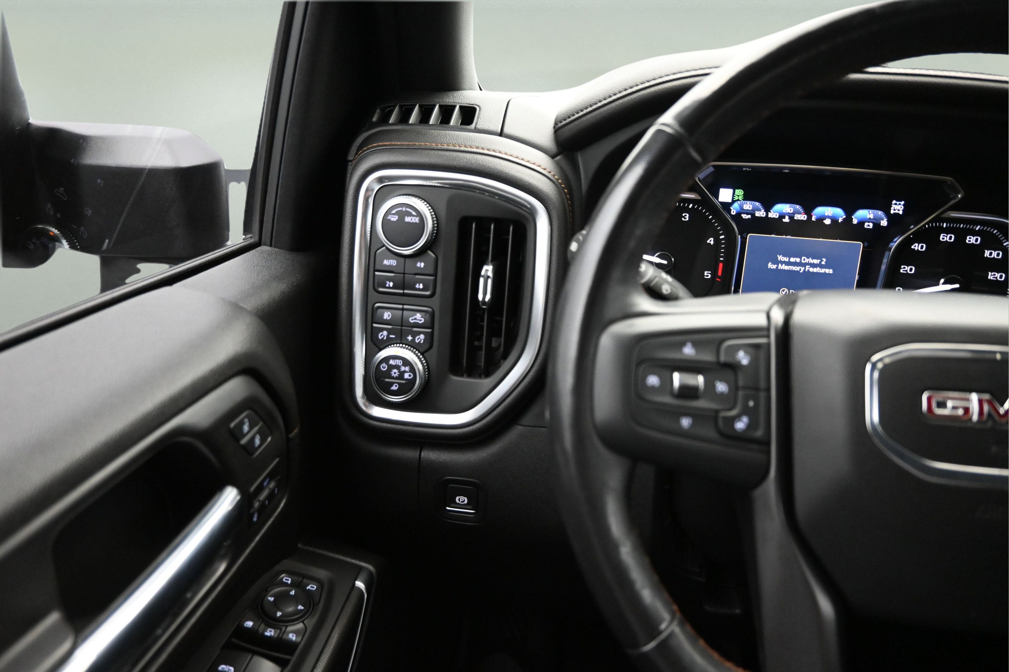 2020 GMC Sierra 2500HD 4WD Crew Cab Standard Bed AT4