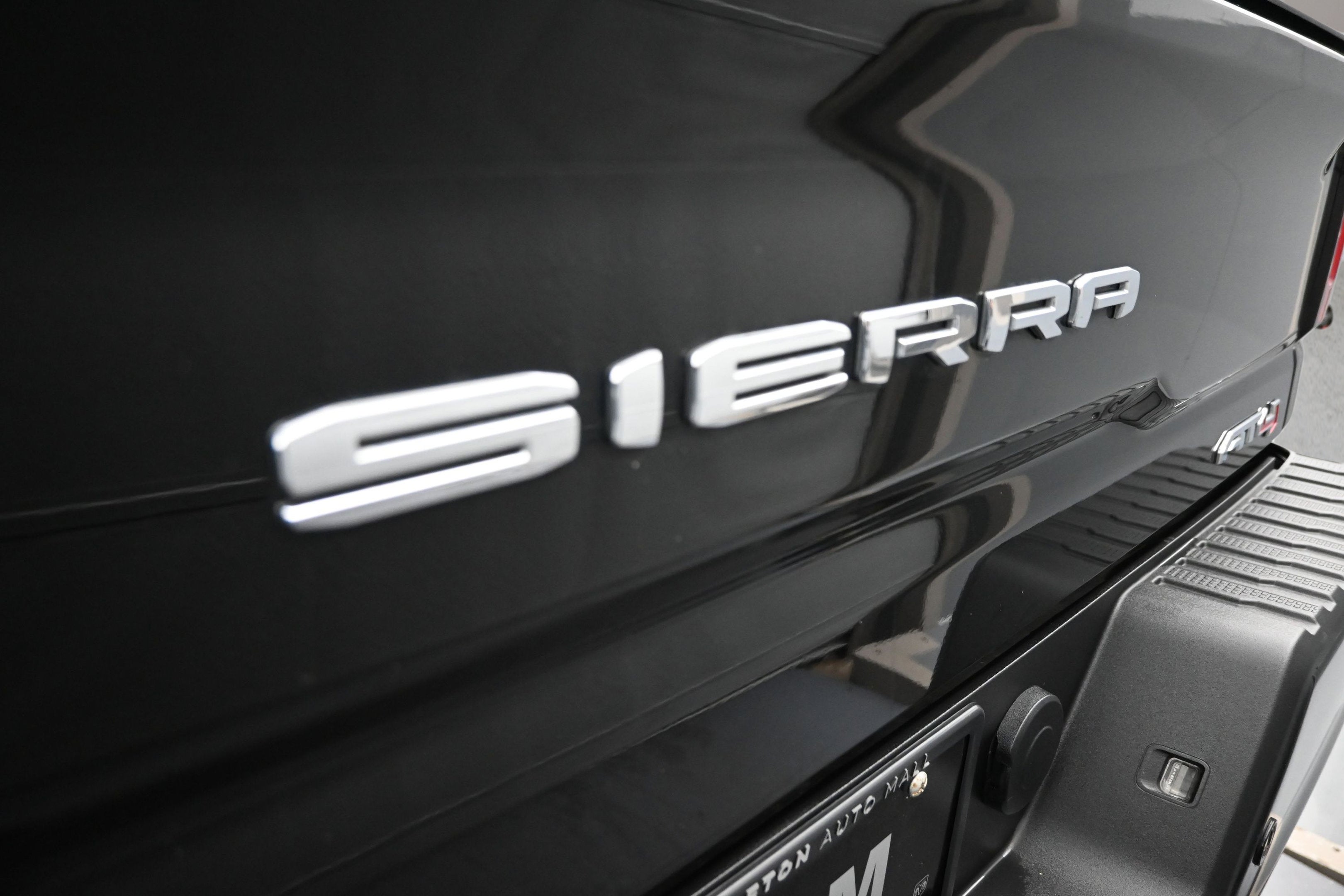 2020 GMC Sierra 2500HD 4WD Crew Cab Standard Bed AT4