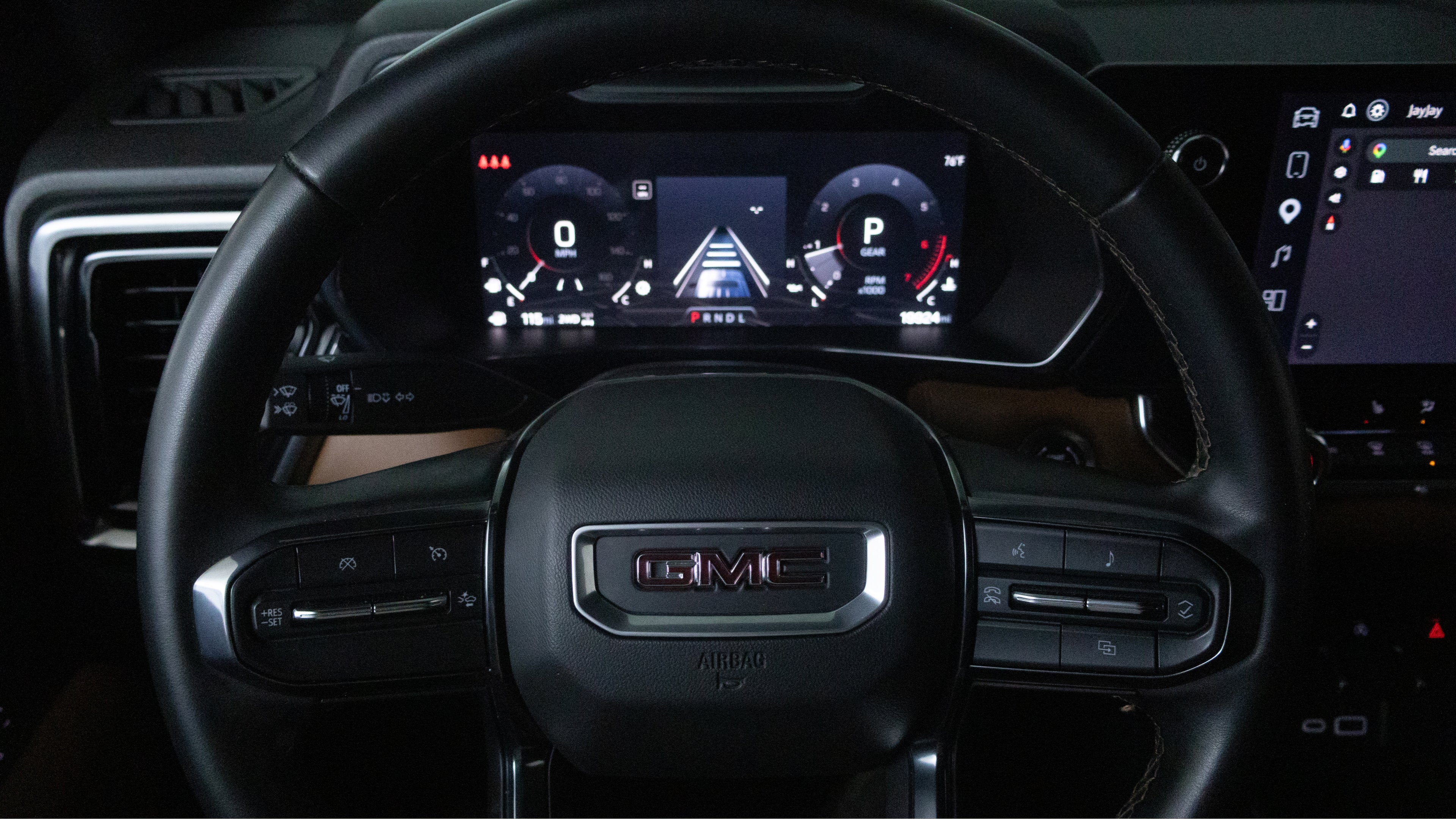 2024 GMC Canyon 4WD AT4