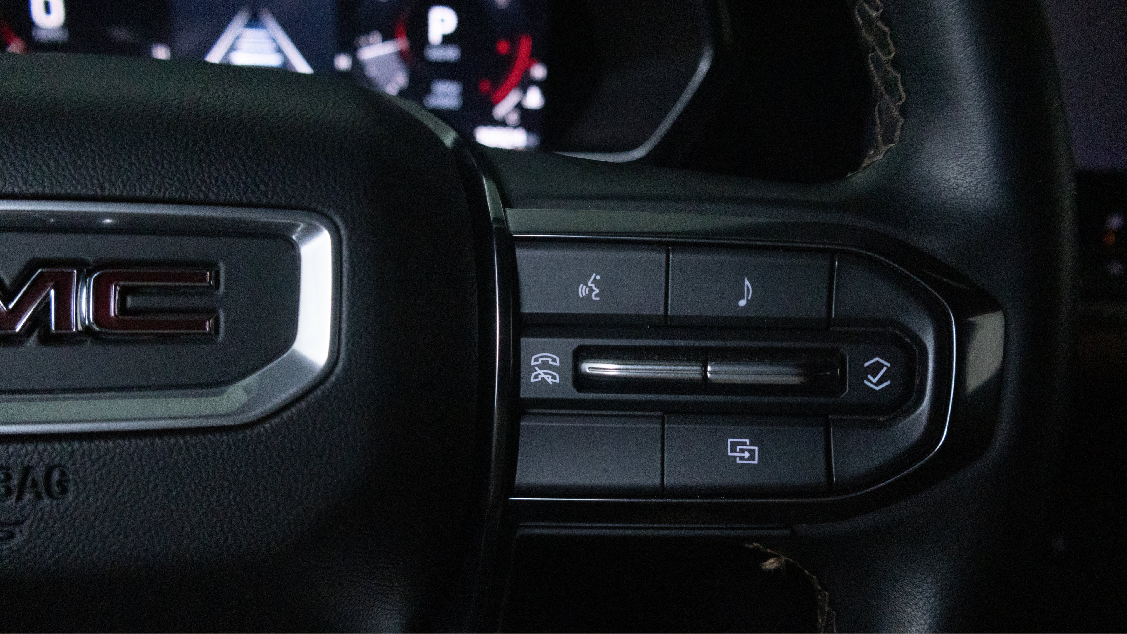 2024 GMC Canyon 4WD AT4