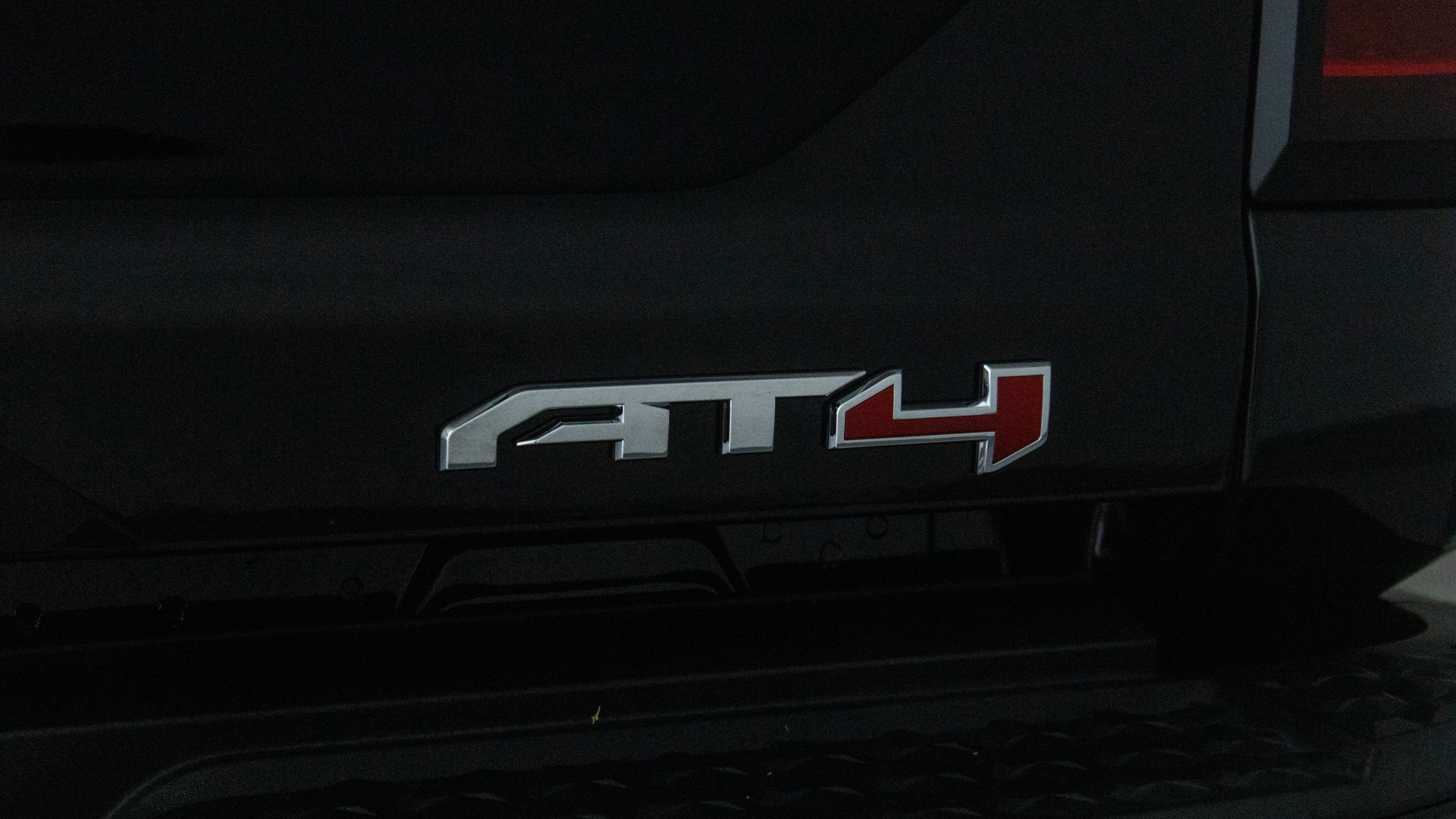 2024 GMC Canyon 4WD AT4