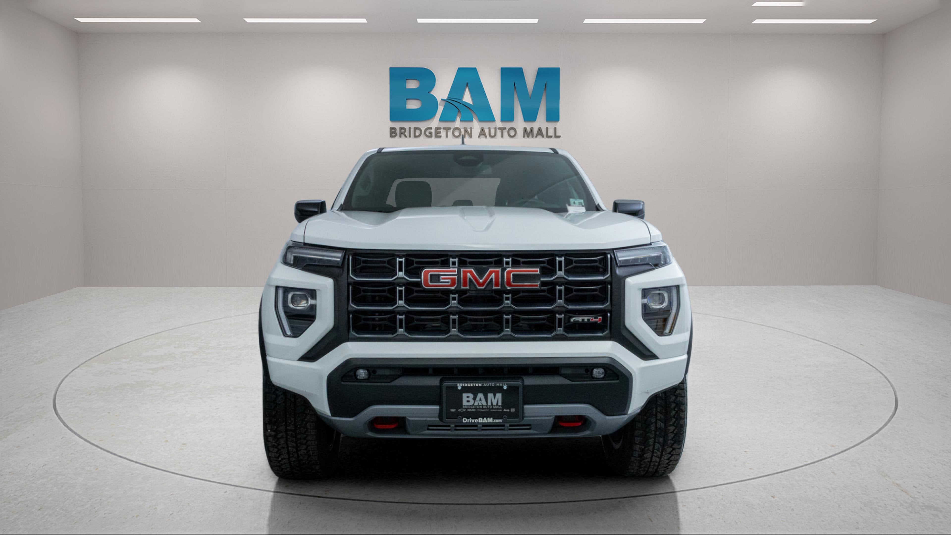 2023 GMC Canyon 4WD AT4