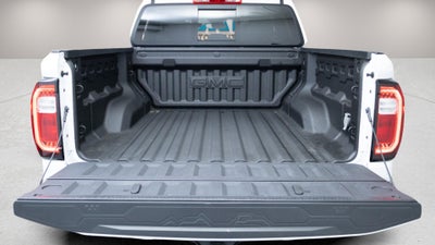 2023 GMC Canyon 4WD AT4