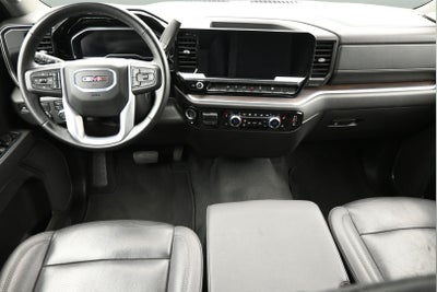 2025 GMC Sierra 1500 2WD Crew Cab Short Box SLT