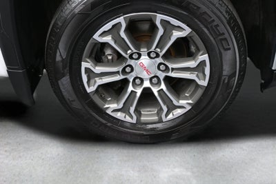 2025 GMC Sierra 1500 2WD Crew Cab Short Box SLT