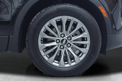 2025 Cadillac XT4 FWD Premium Luxury