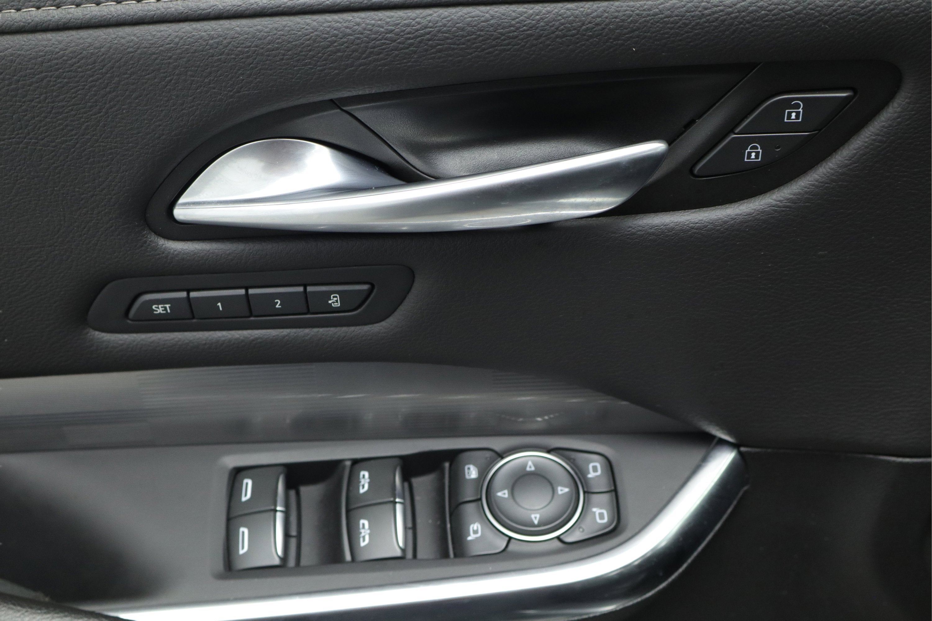 2024 Cadillac XT4 AWD Premium Luxury