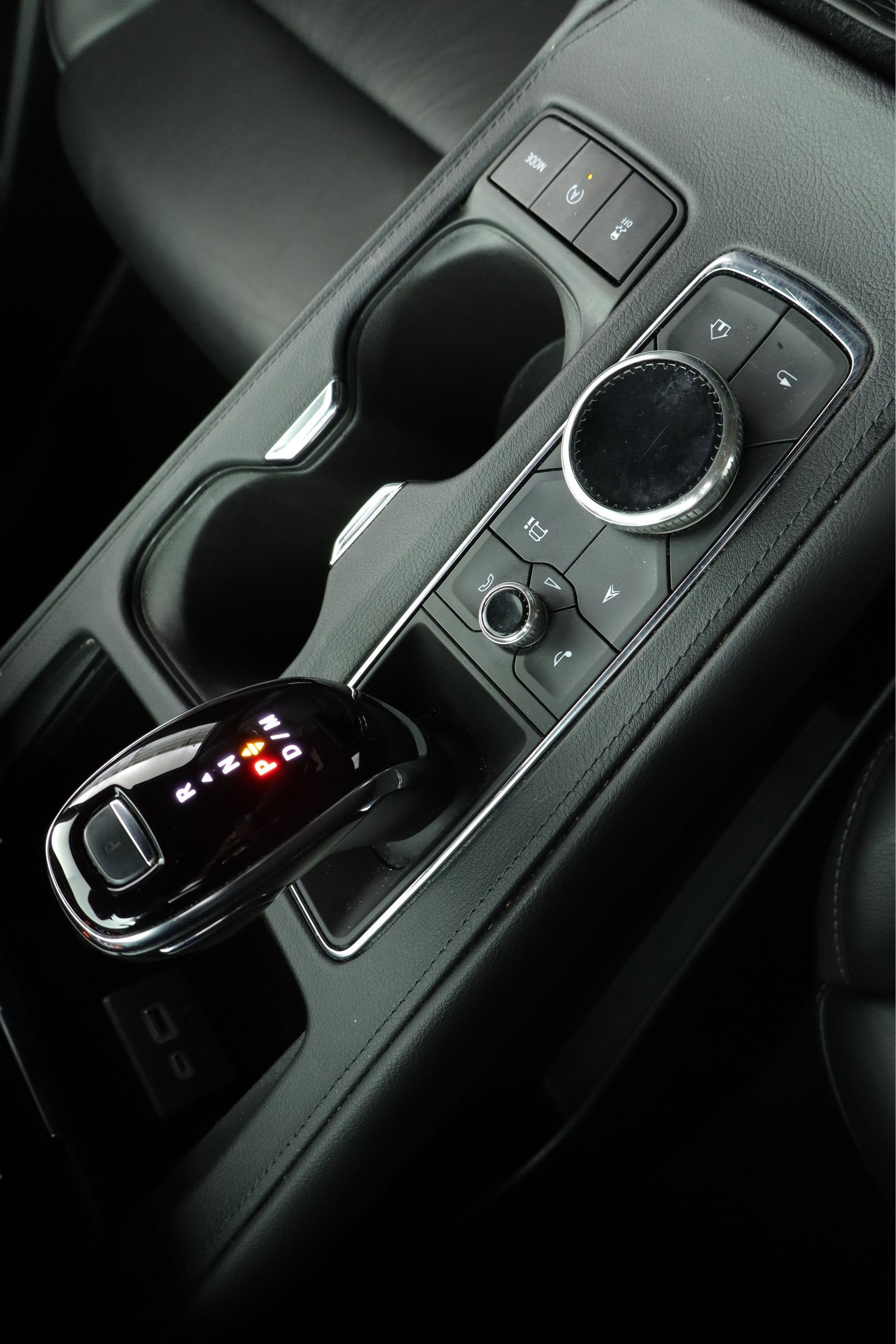 2024 Cadillac XT4 AWD Premium Luxury