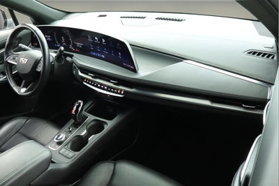 2024 Cadillac XT4 AWD Premium Luxury