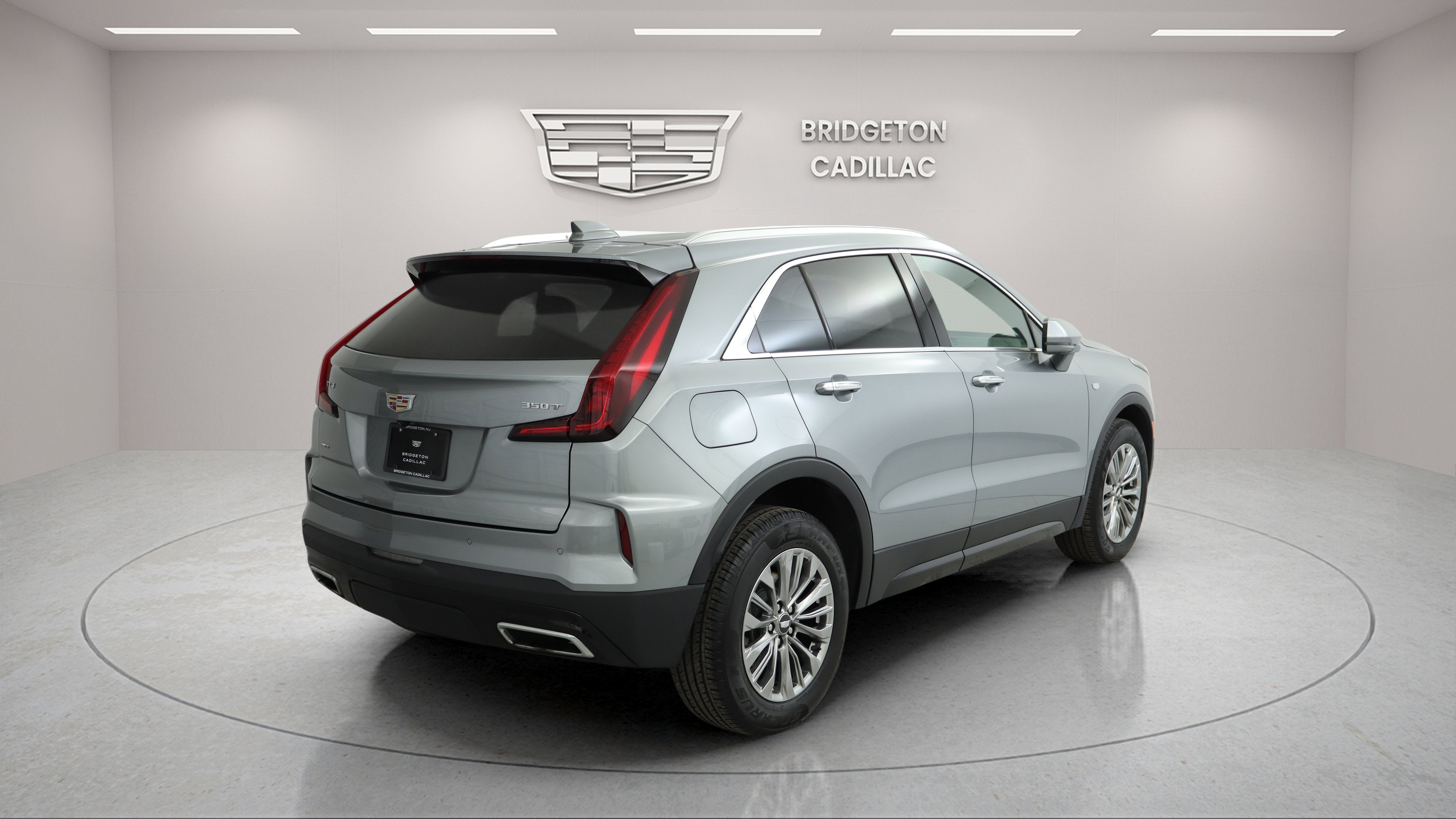 2024 Cadillac XT4 AWD Premium Luxury