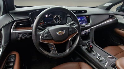 2022 Cadillac XT5 AWD Premium Luxury