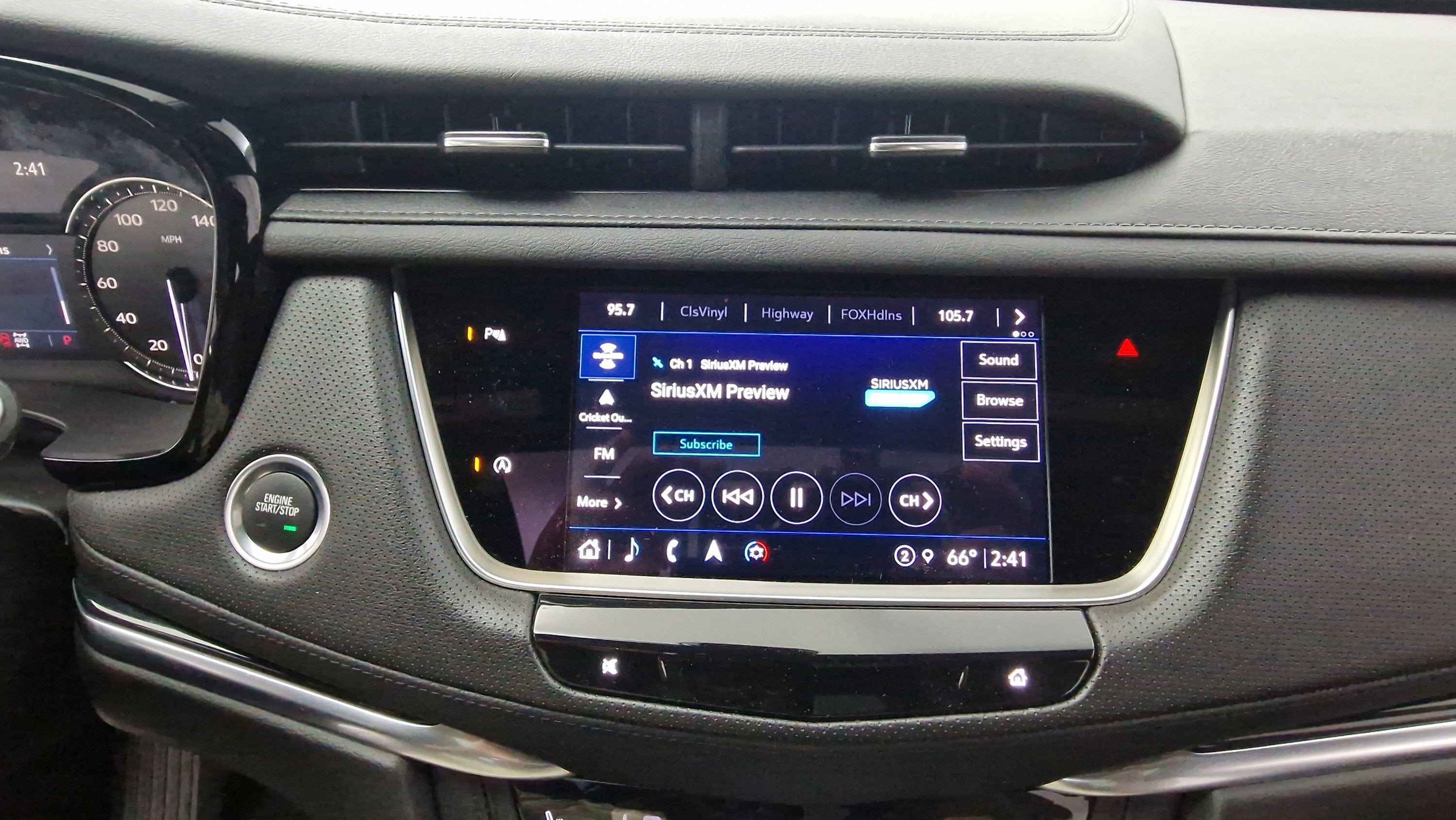 2025 Cadillac XT5 AWD Premium Luxury