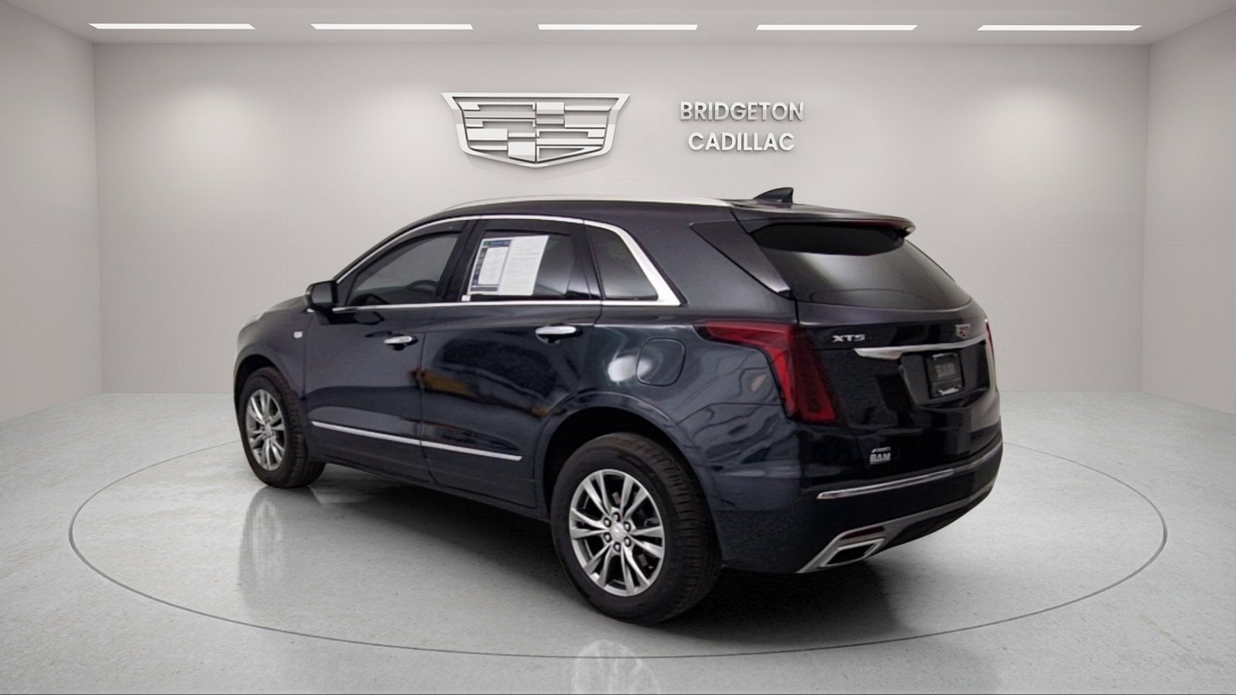 2022 Cadillac XT5 AWD Premium Luxury