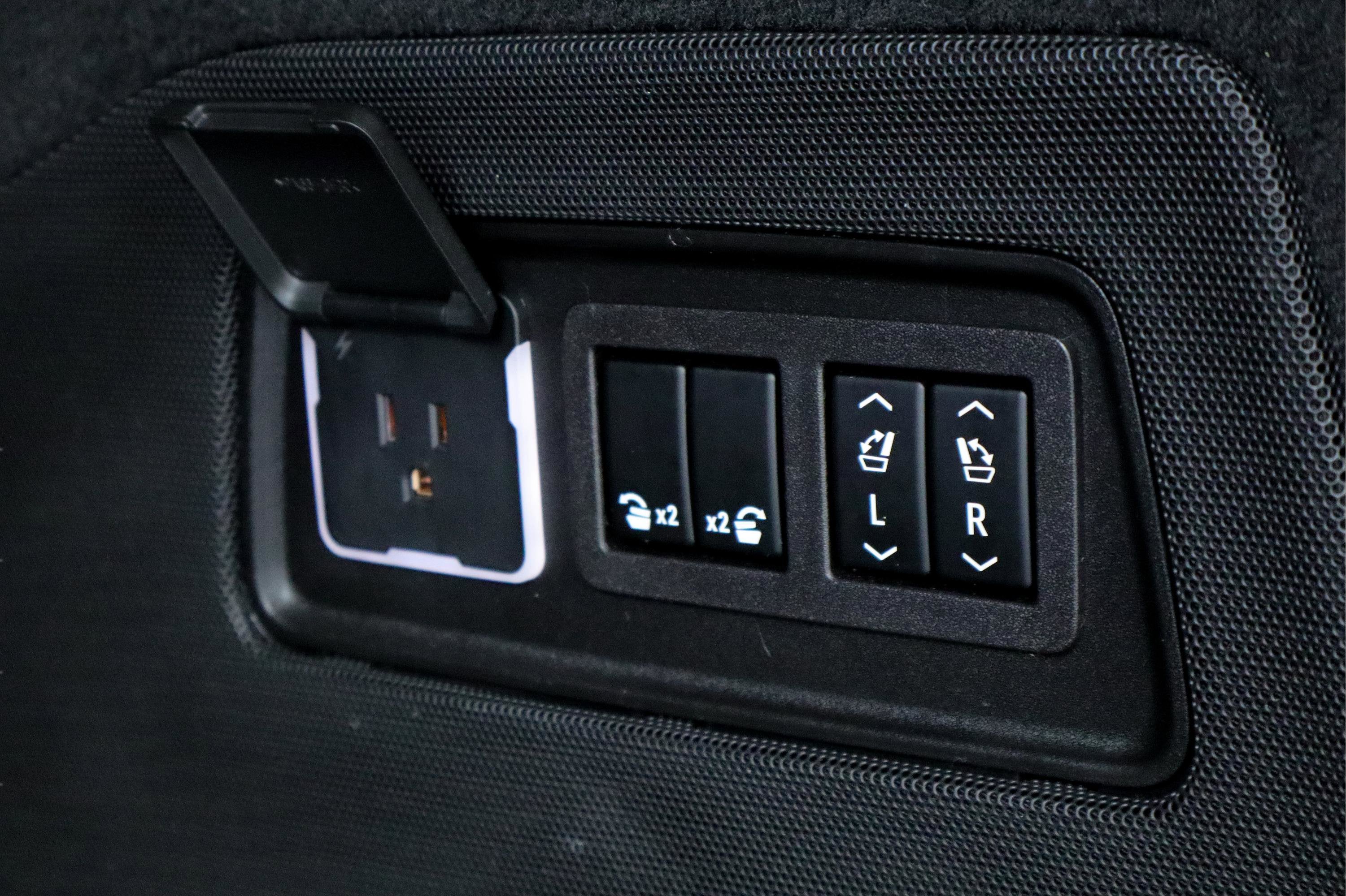 2023 Cadillac Escalade 4WD Premium Luxury